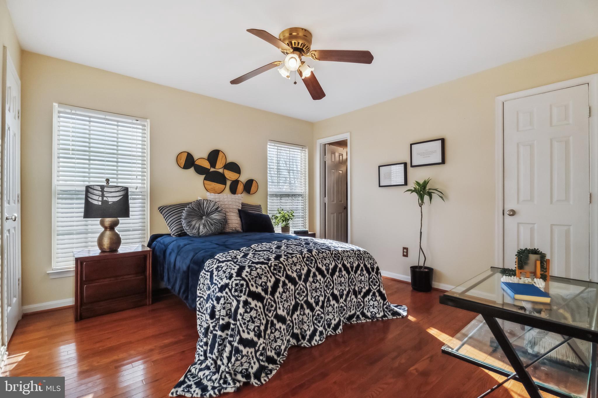 NORBECK GROVE - Residential