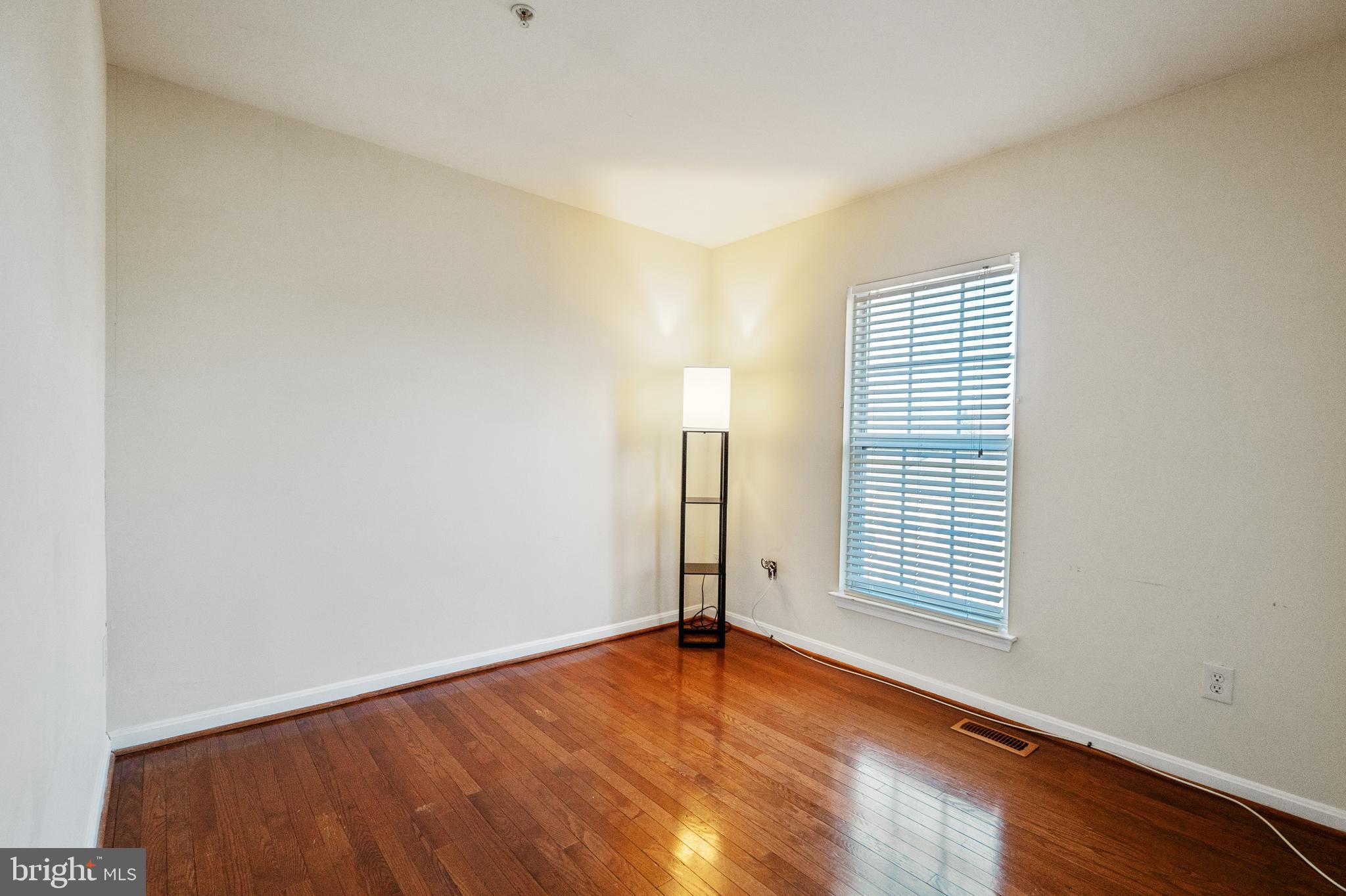 NORBECK GROVE - Residential
