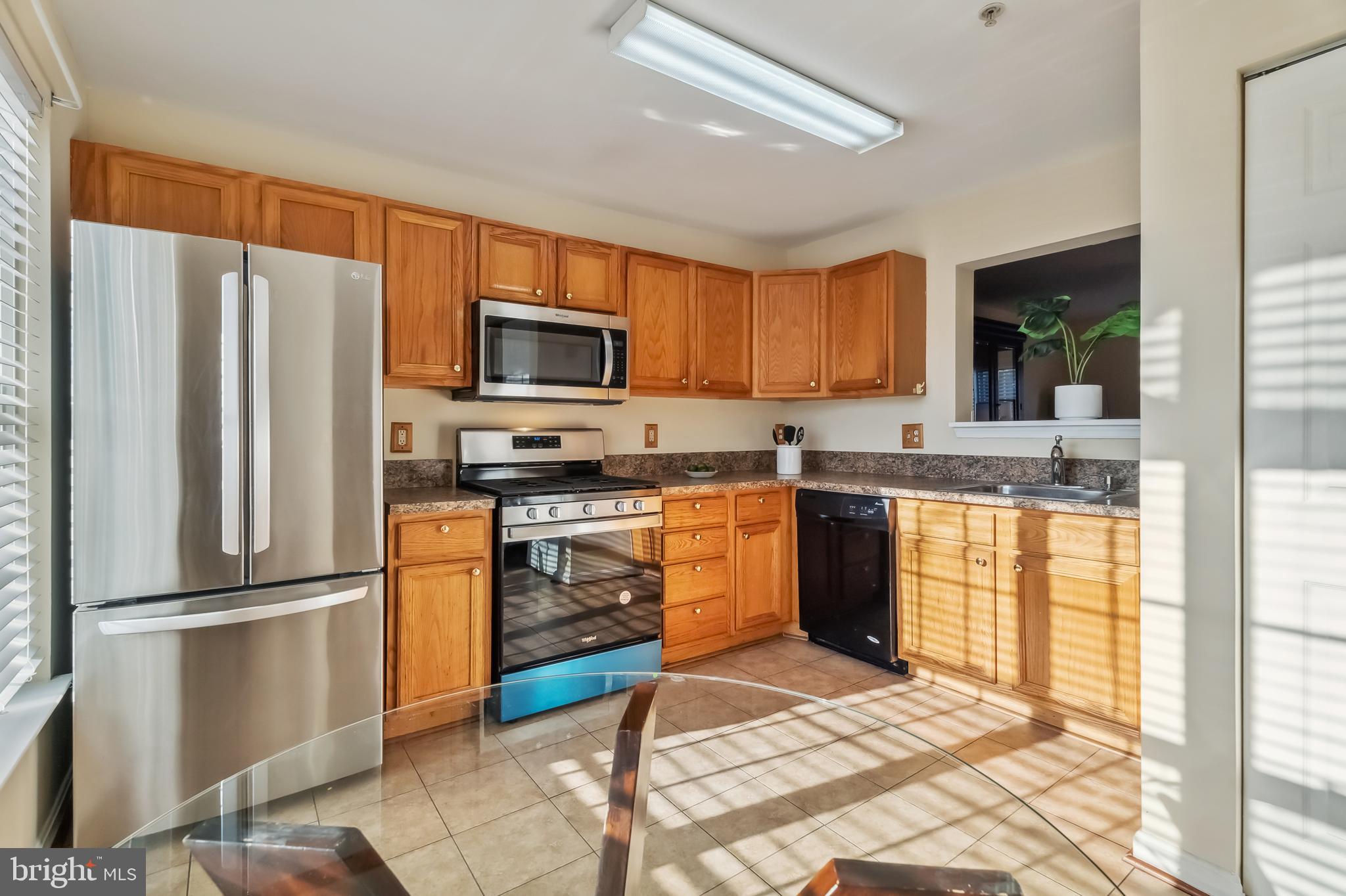 NORBECK GROVE - Residential