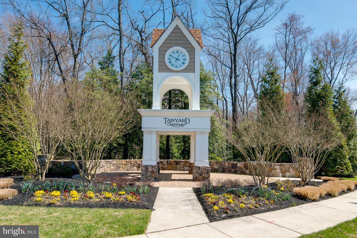 TANYARD SPRINGS - Residential Lease