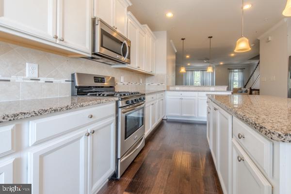 TANYARD SPRINGS - Residential Lease
