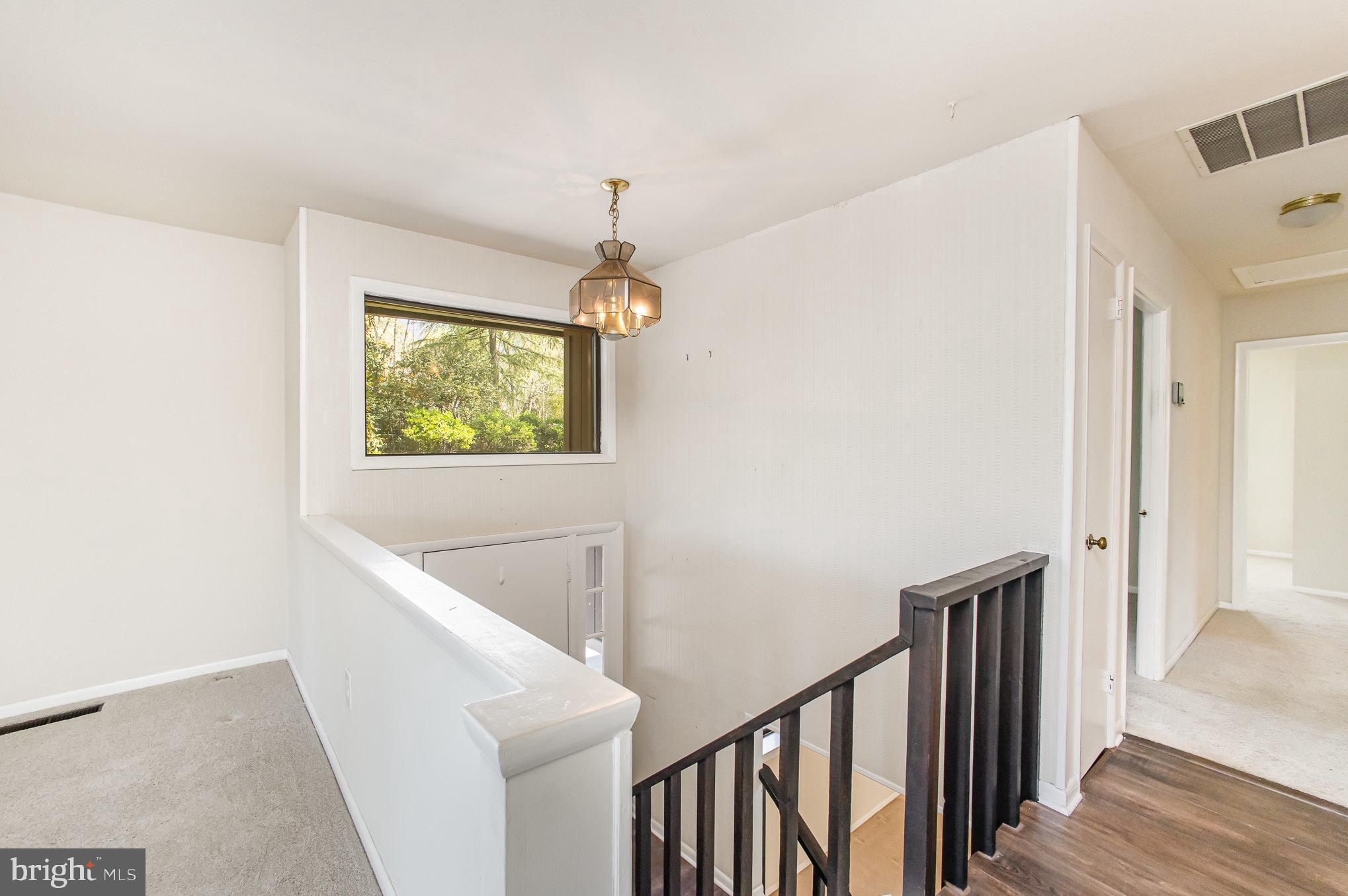 FEATHERSTONE TERRACE - Residential