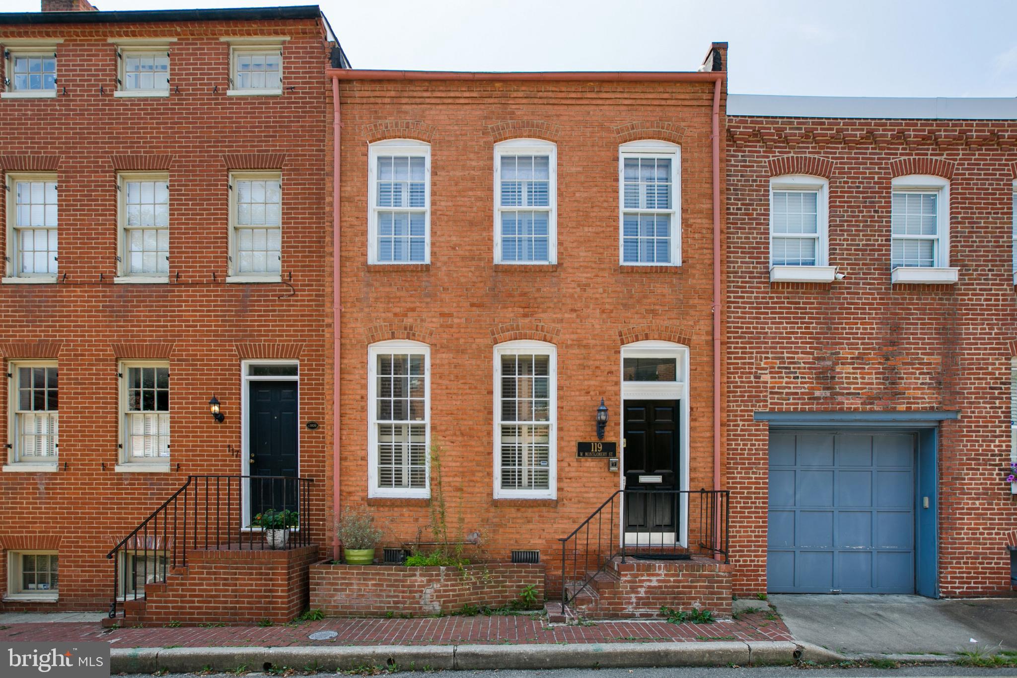 INCREDIBLE LOCATION! EASY ACCESS TO DOWNTOWN BUSINESS DISTRICT, TOURISM SITES AND ALL OF FEDERAL HILL ATTRACTIONS. EASY ACCESS TO 95. WALK TO UMD! HOME FEATURES FOUR BEDROOMS, 2.5 BATHS AND IS MASSIVE! TRULY A GOURMET KITCHEN WITH TOP TIER APPLIANCES & EAT IN PENINSULA SETTING. NEW PAINT AND CARPETS THROUGHOUT. THREE ZONED HEATING AND AIR. STUNNING DUEL SIDED FIREPLACE AND HUGE CEILINGS! ENJOY MAIN LEVEL COURTYARD AND ROOF TOP DECKS WITH SURREAL VIEWS OF THE CITY. ENJOY ENTERTAINING WITH TWO LARGE LIVING AREAS AND SEPARATE DINING SPACE! STREET PARKING IS GREAT WITH AREA 8 PARKING PASSES. POOL BOND. SCHEDULE A PRIVATE TOUR TODAY.