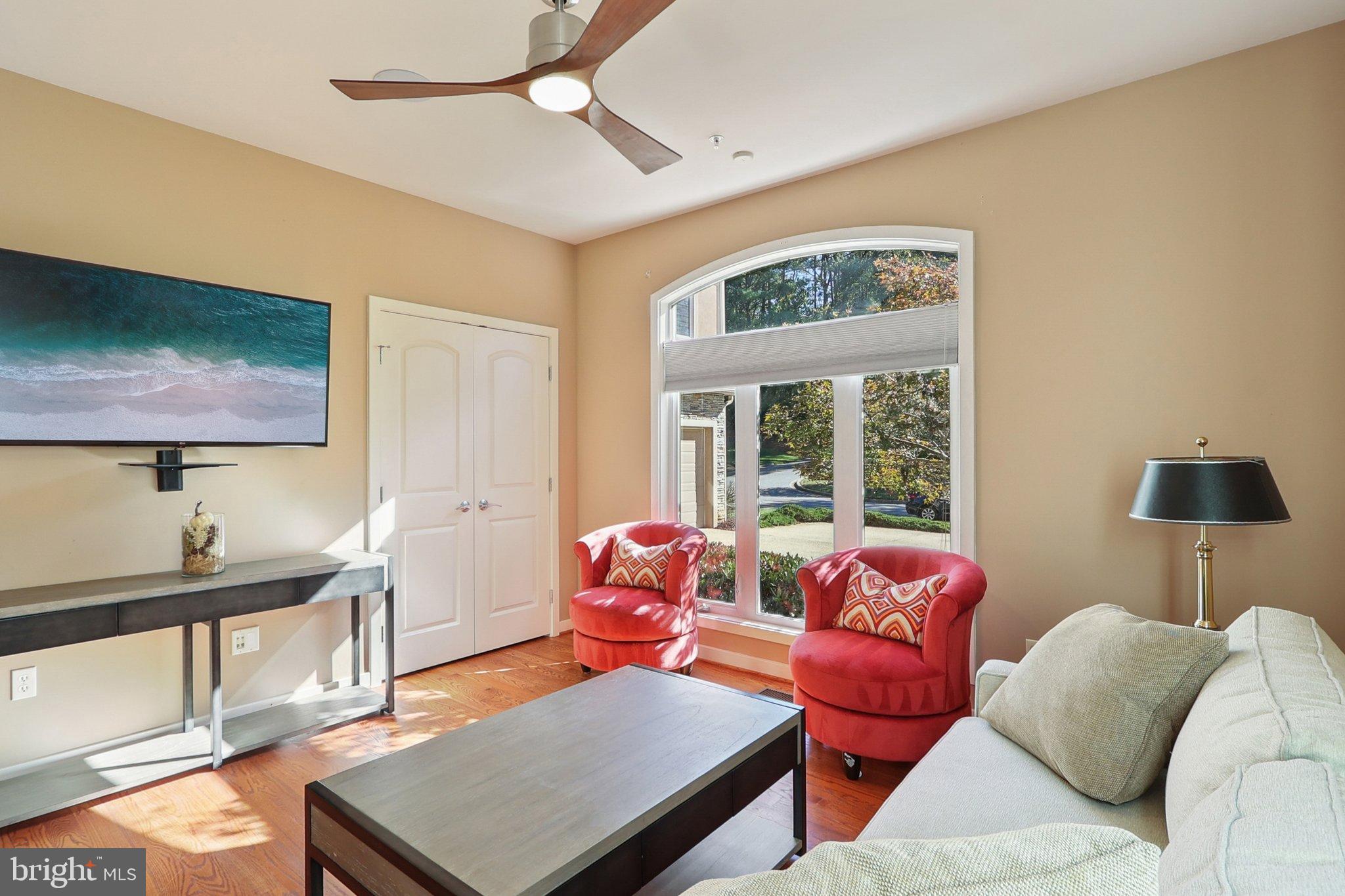 WOODMORE-RESUB-PLAT 5> - Residential