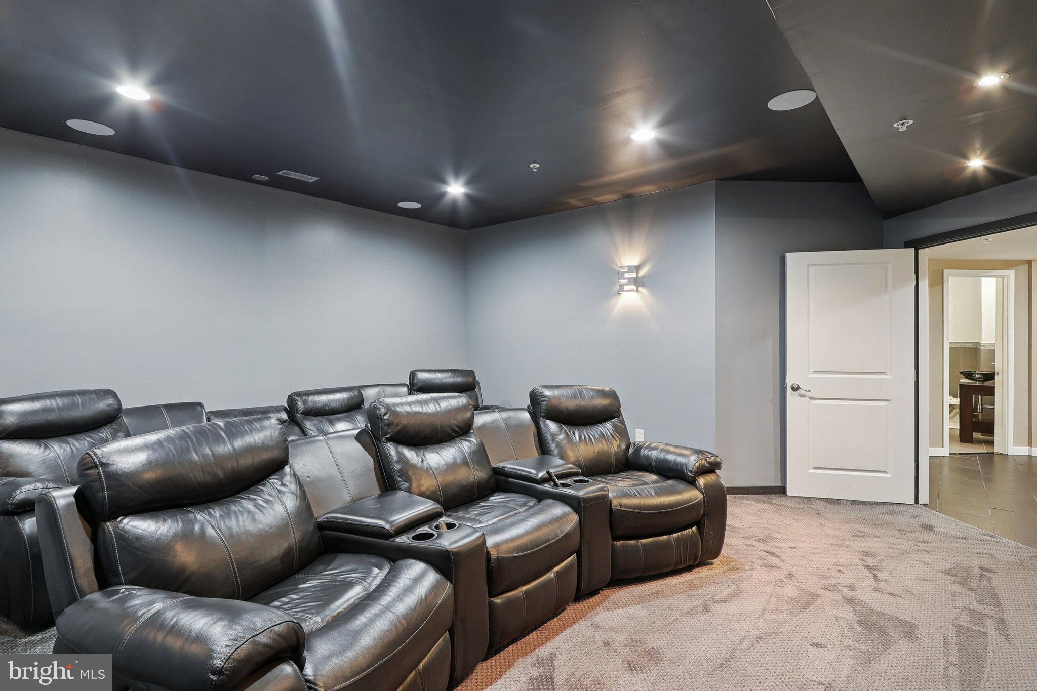 WOODMORE-RESUB-PLAT 5> - Residential