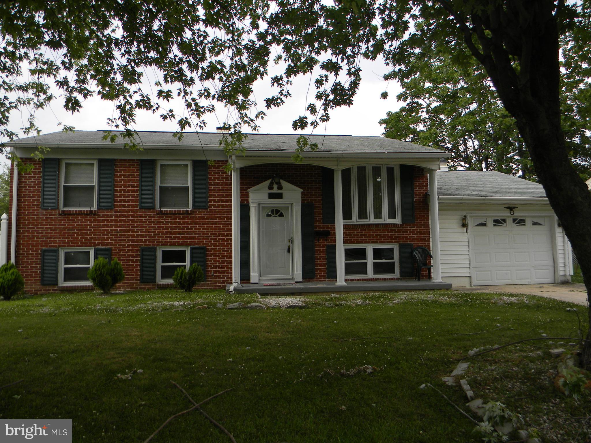 4 Bedroom 2 full bath bi level Single Family.  New paint and floors throughout. Also new bathroom in lower level.    Stainless steal appliances.   Nice yard /2 Decks / 1 car garage.   Great location close Schools, Library,
Shopping, and Marc Train.  Deck will be scheduled to be painted this summer.