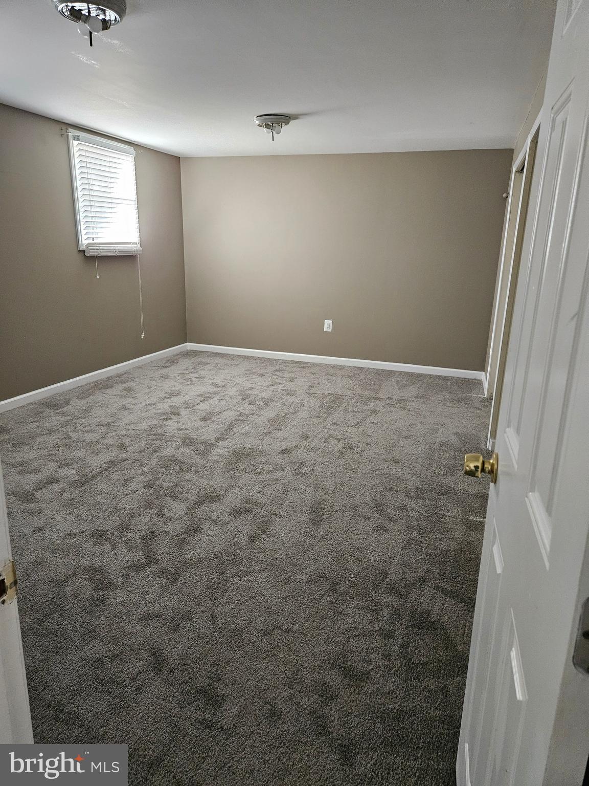 EDGEWOOD MEADOWS - Residential Lease