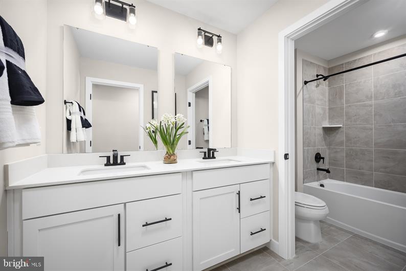 GREEN LANE MEADOWS - Residential