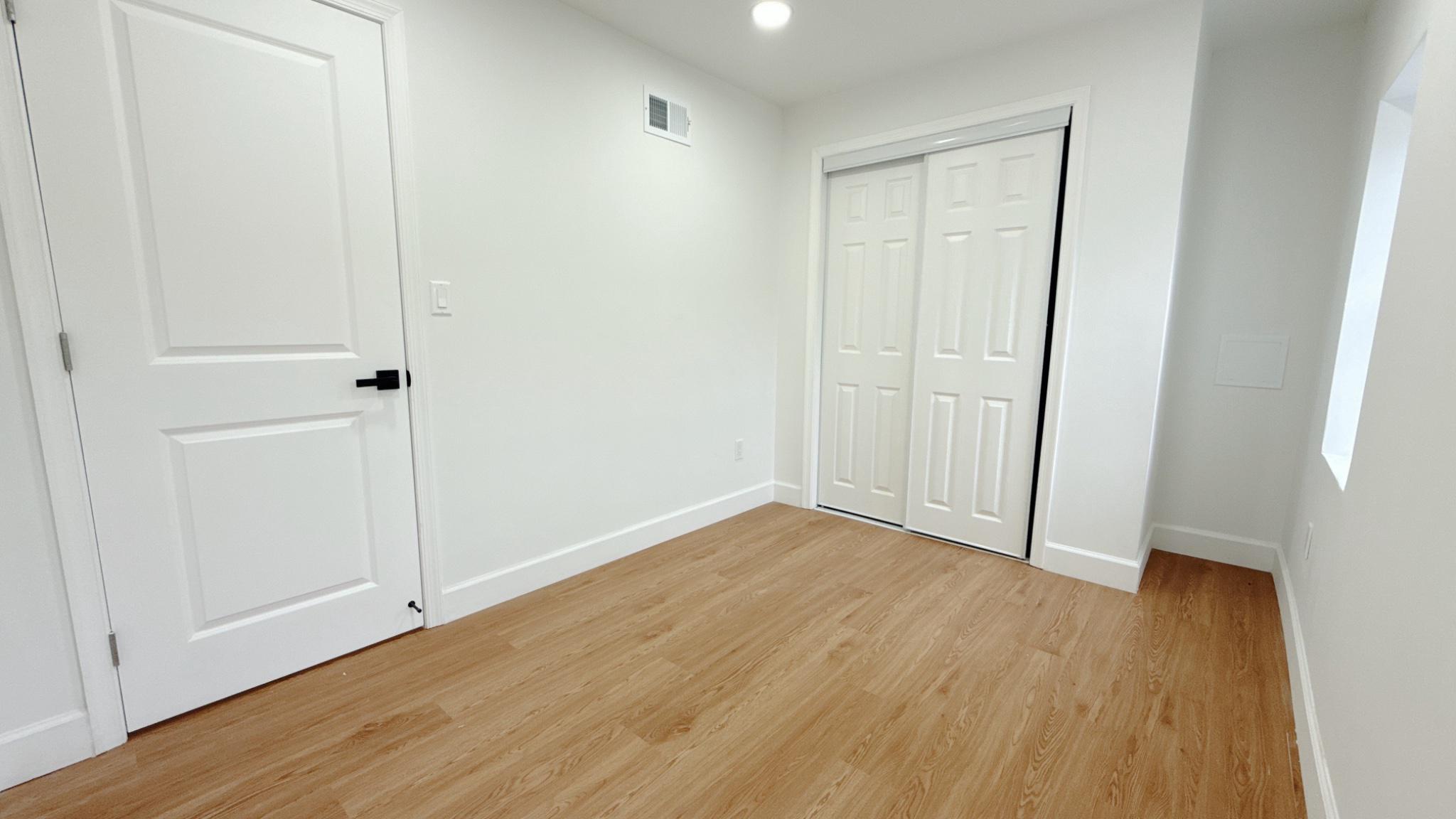 FRANKFORD - Residential