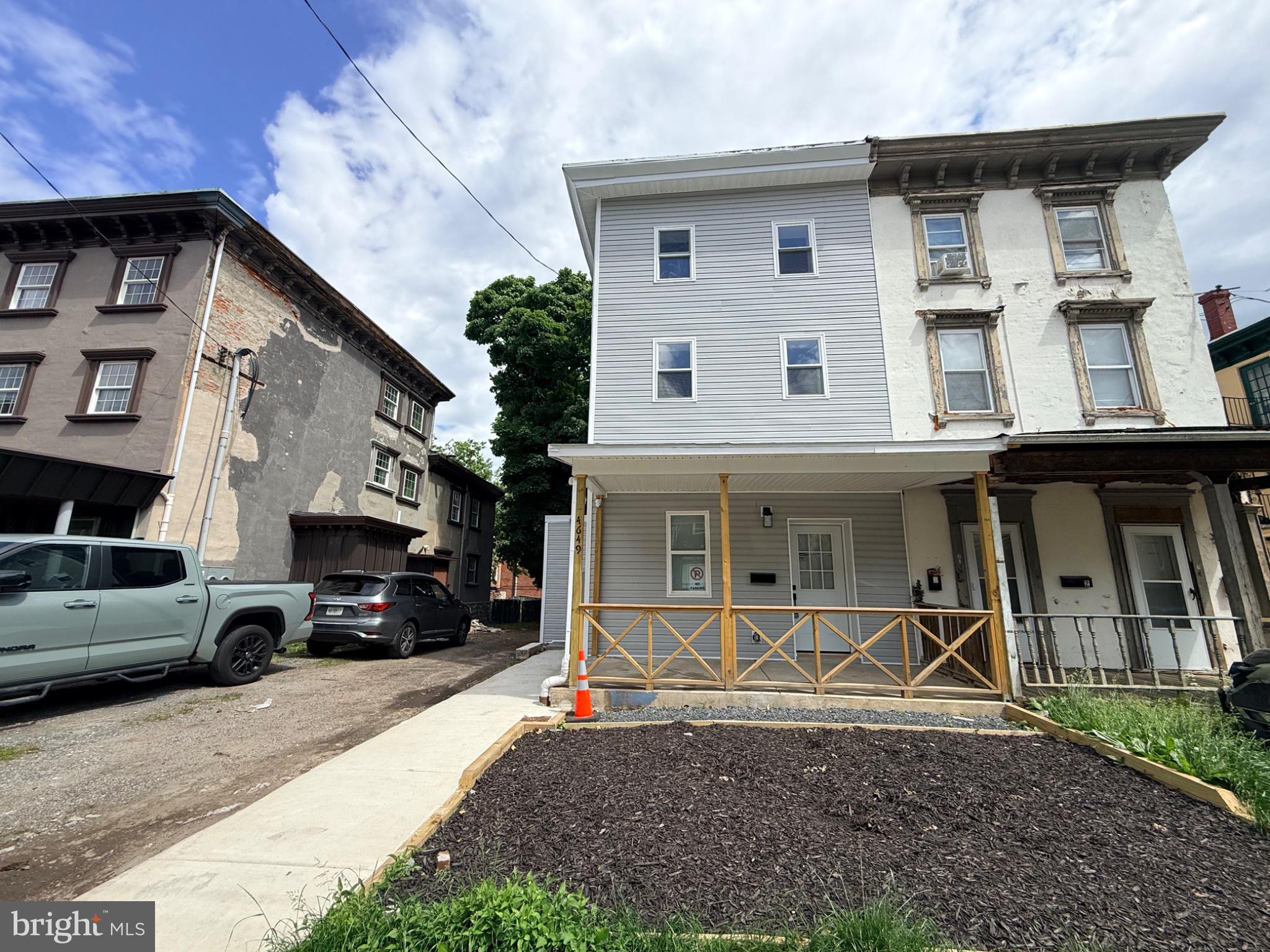 FRANKFORD - Residential