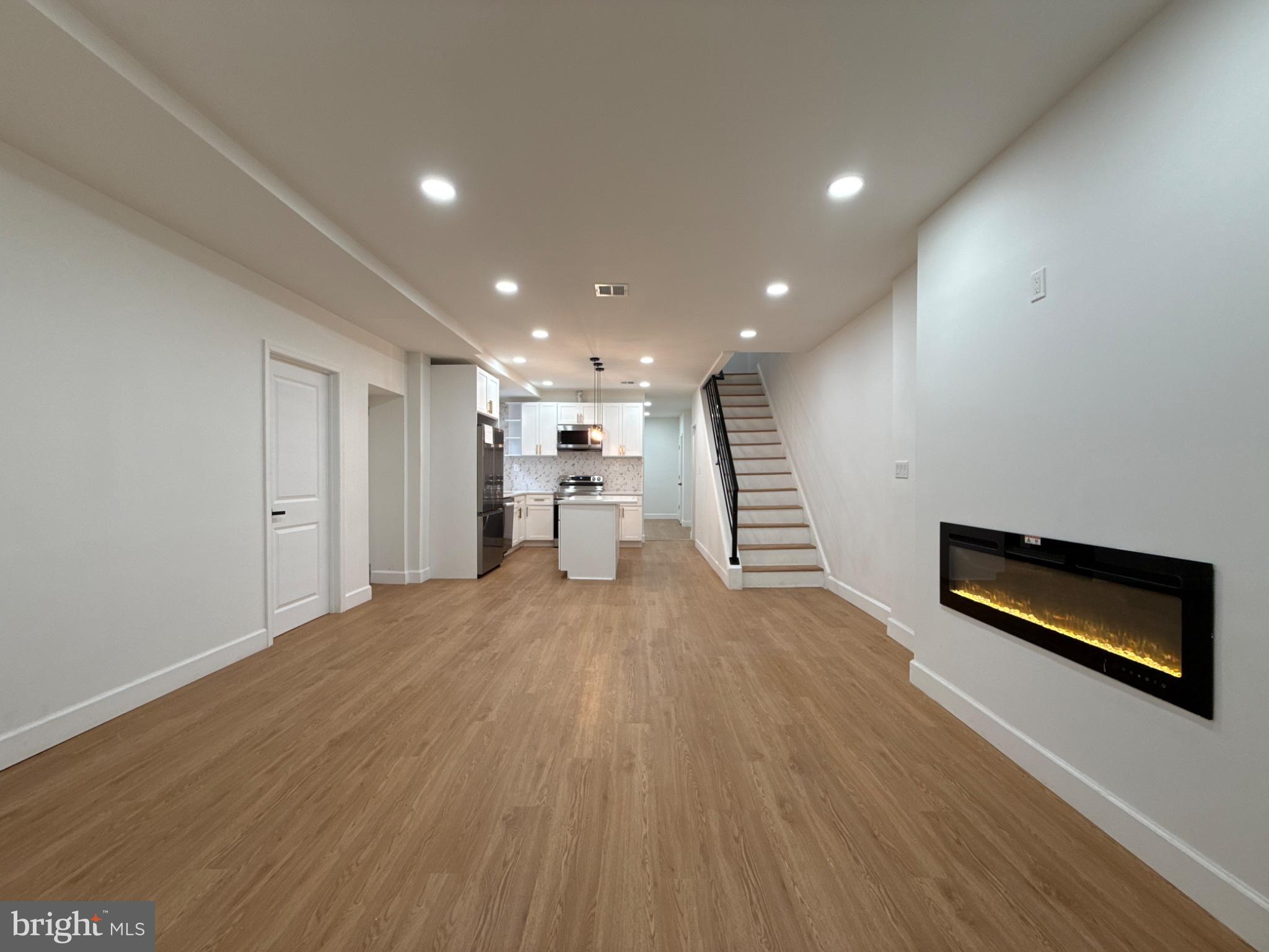 FRANKFORD - Residential
