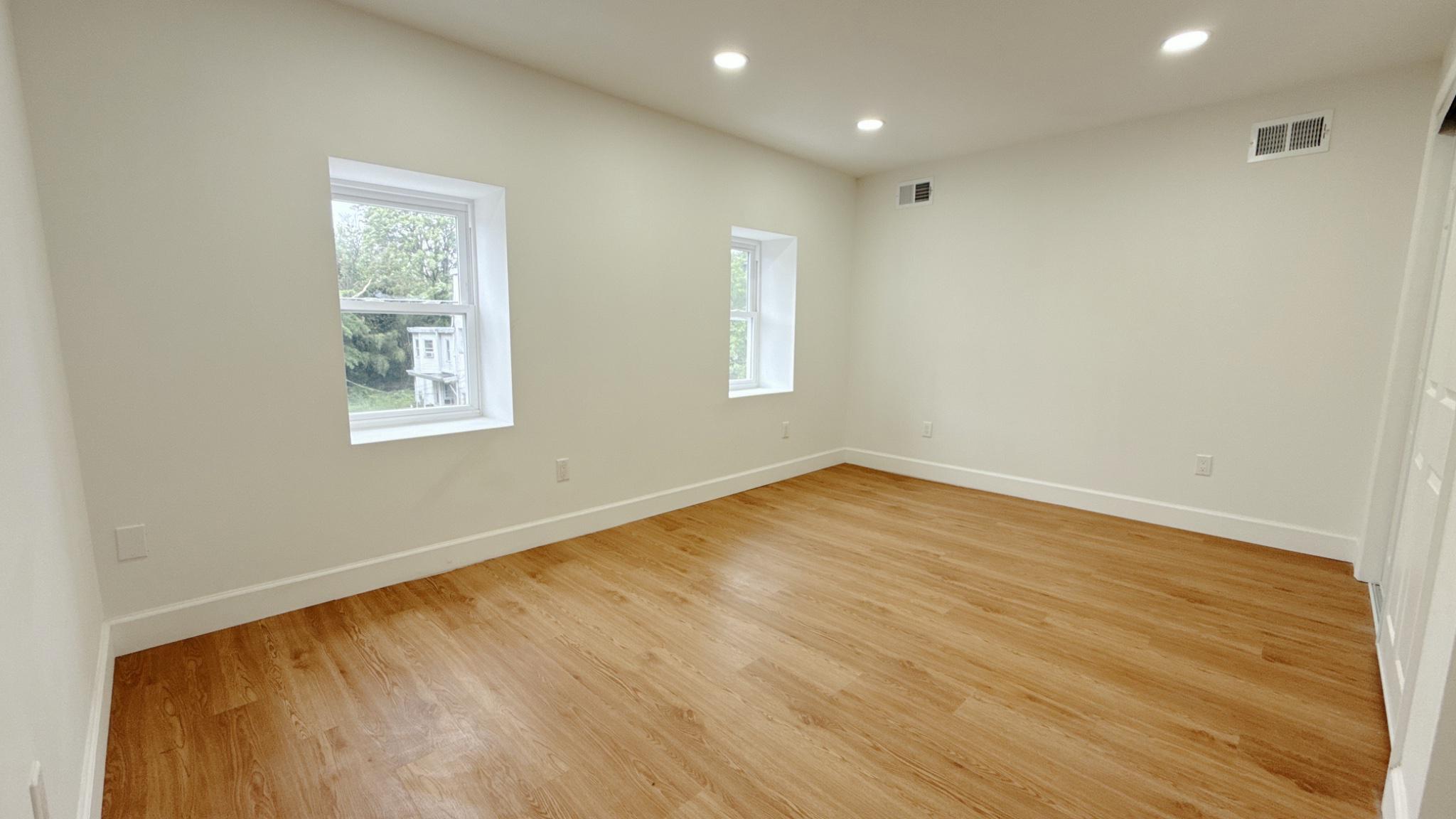 FRANKFORD - Residential