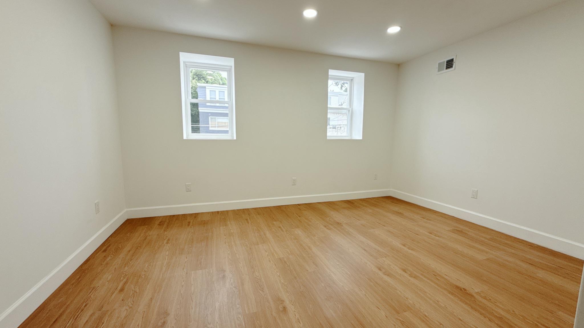 FRANKFORD - Residential