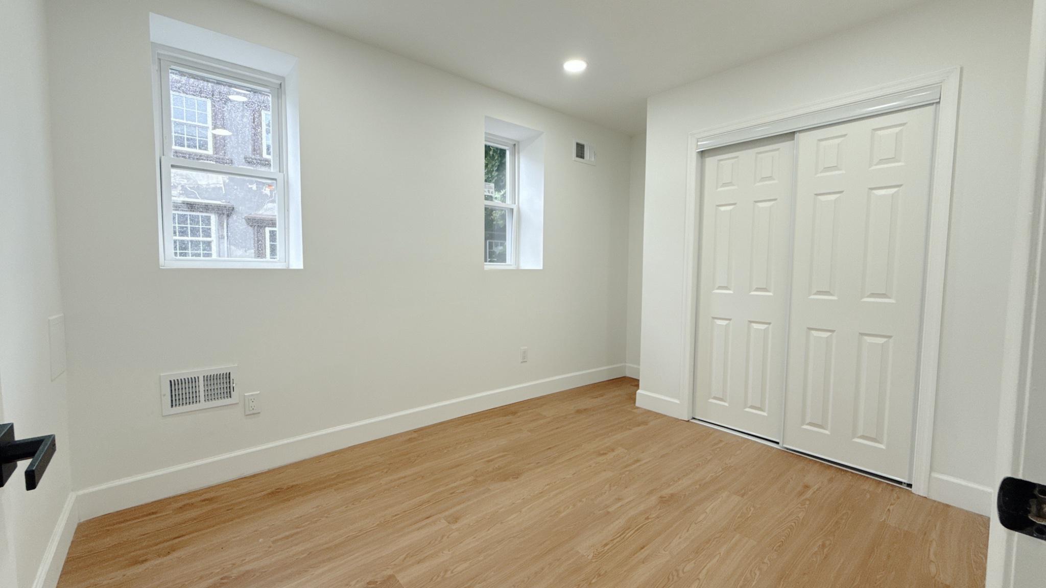 FRANKFORD - Residential