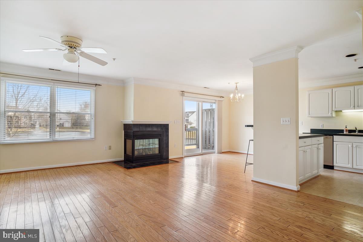 BAYSIDE - Residential Lease