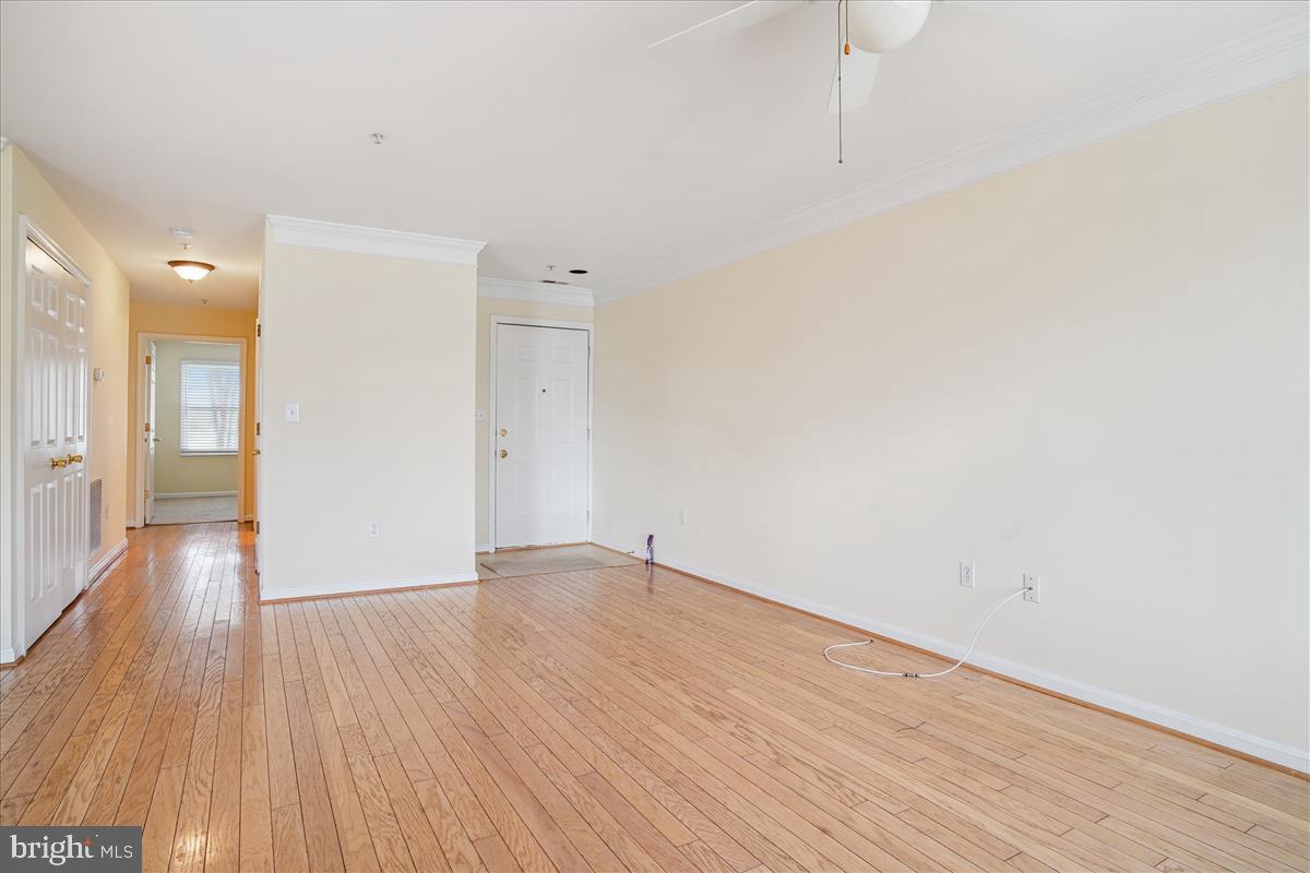 BAYSIDE - Residential Lease