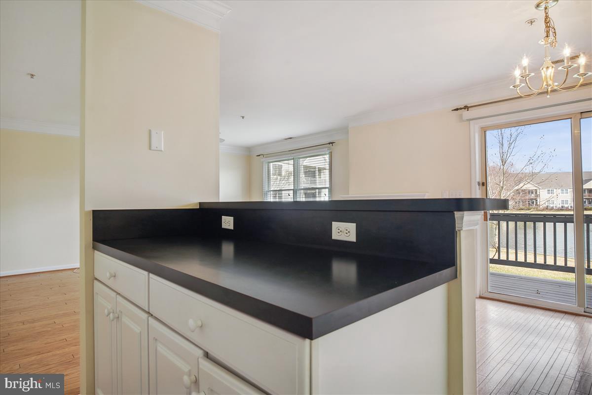BAYSIDE - Residential Lease
