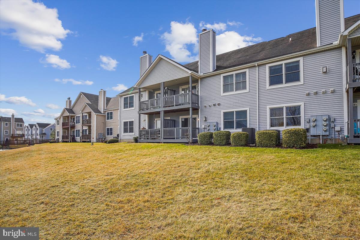 BAYSIDE - Residential Lease