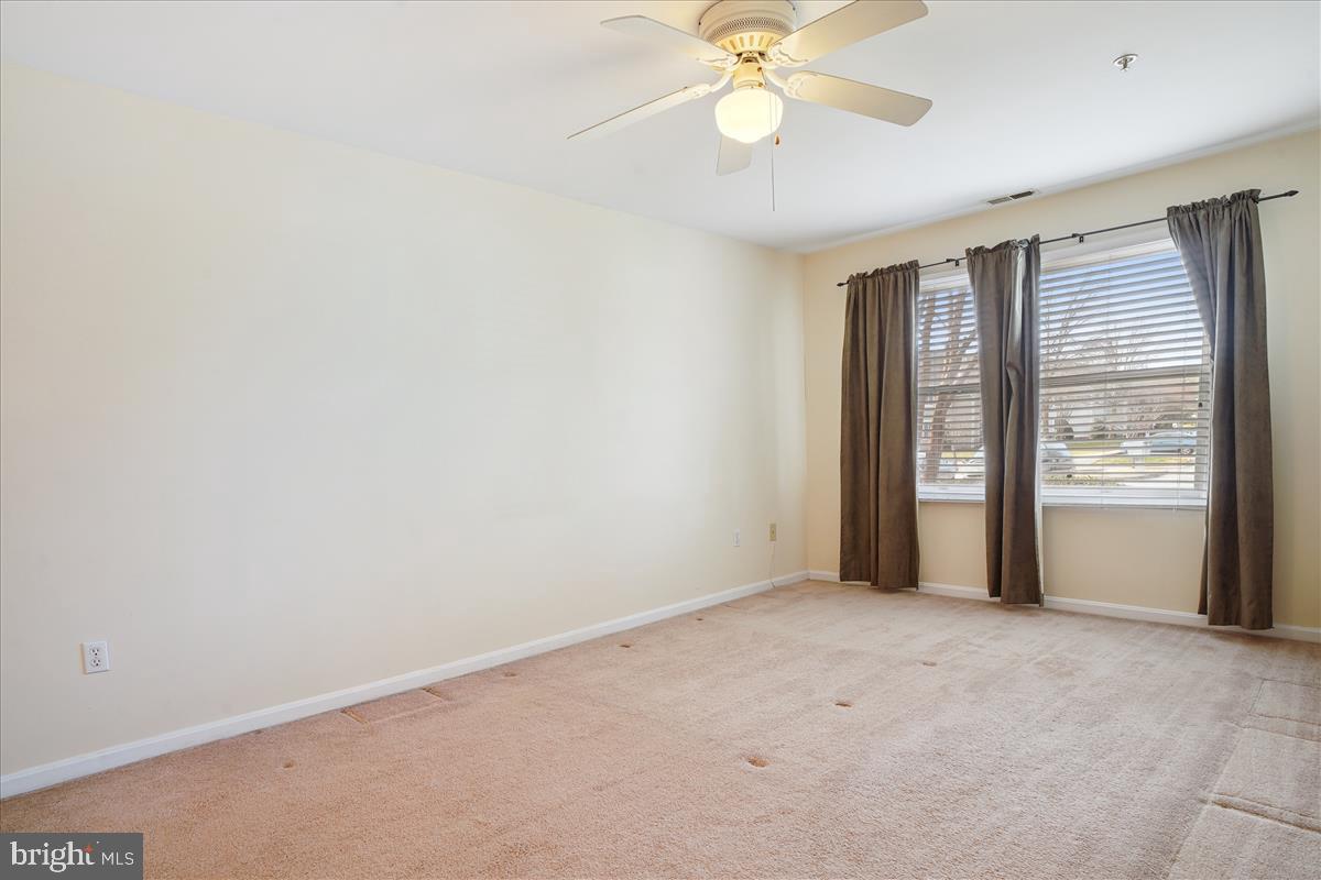 BAYSIDE - Residential Lease