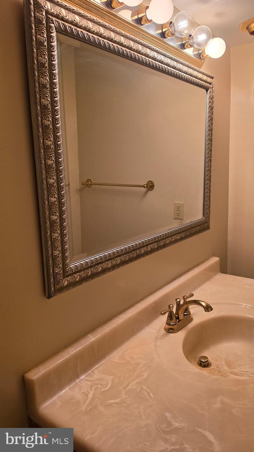 SCHROM HILLS - Residential
