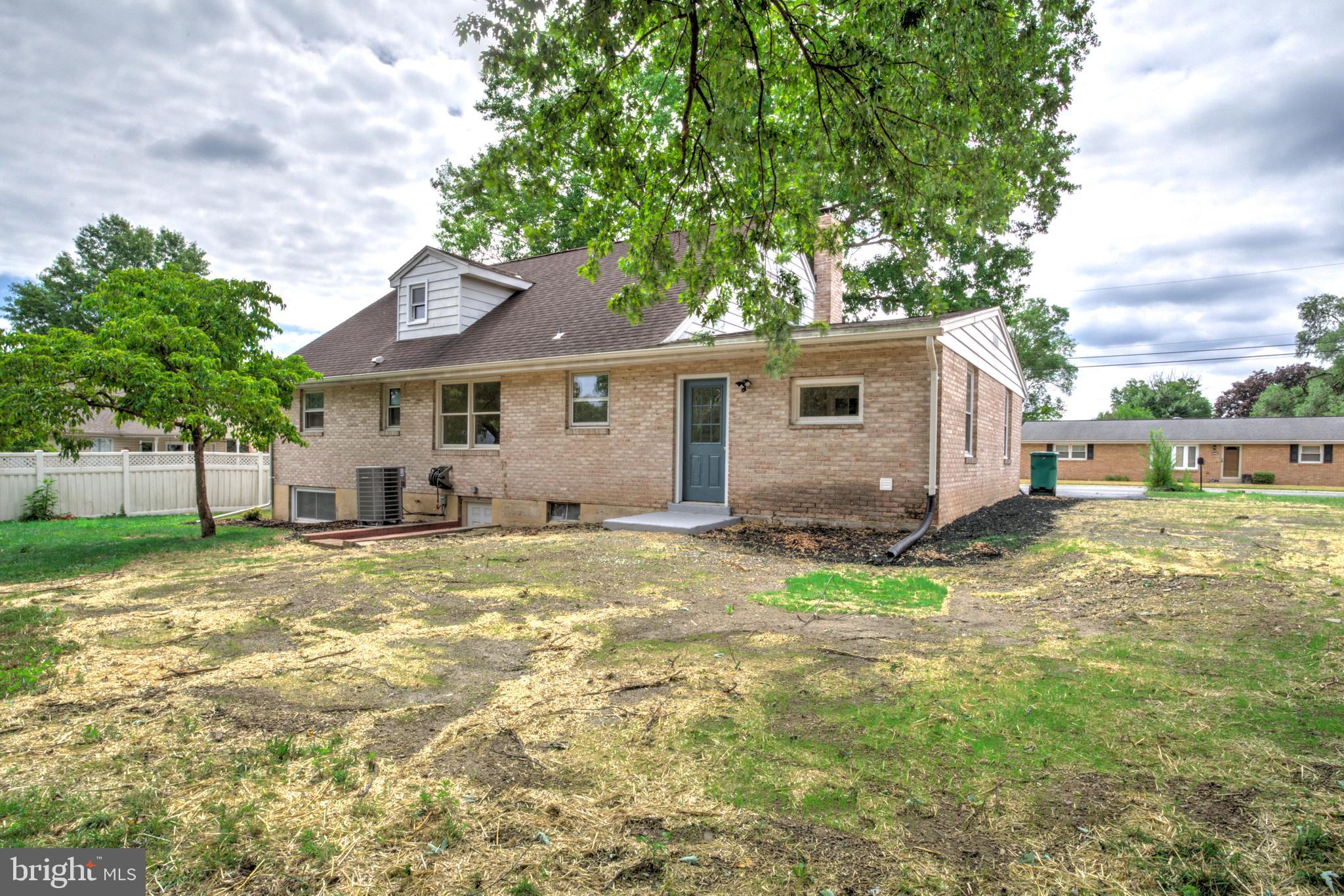 EAST PENNSBORO - Residential