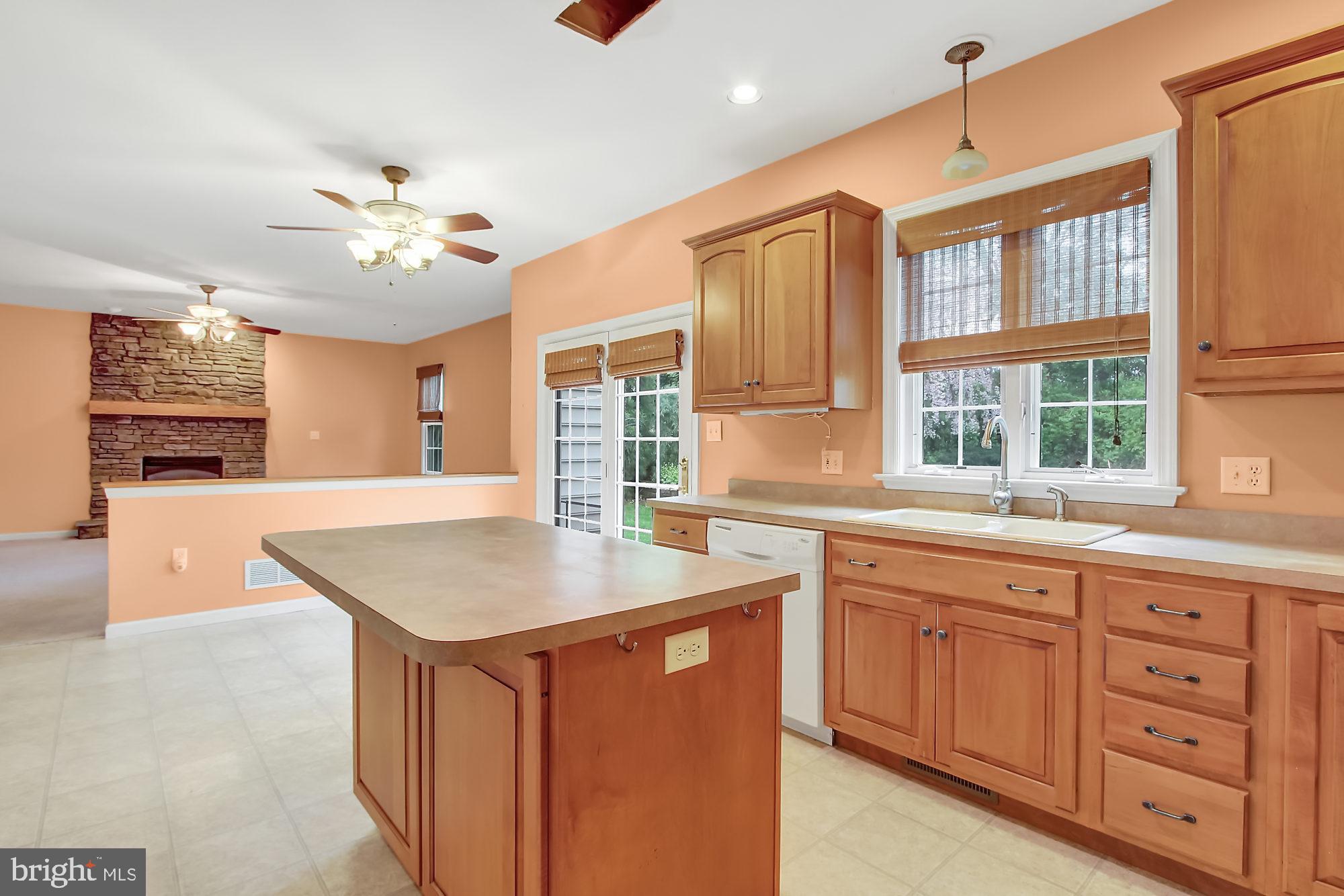 MONARCH RIDGE - Residential