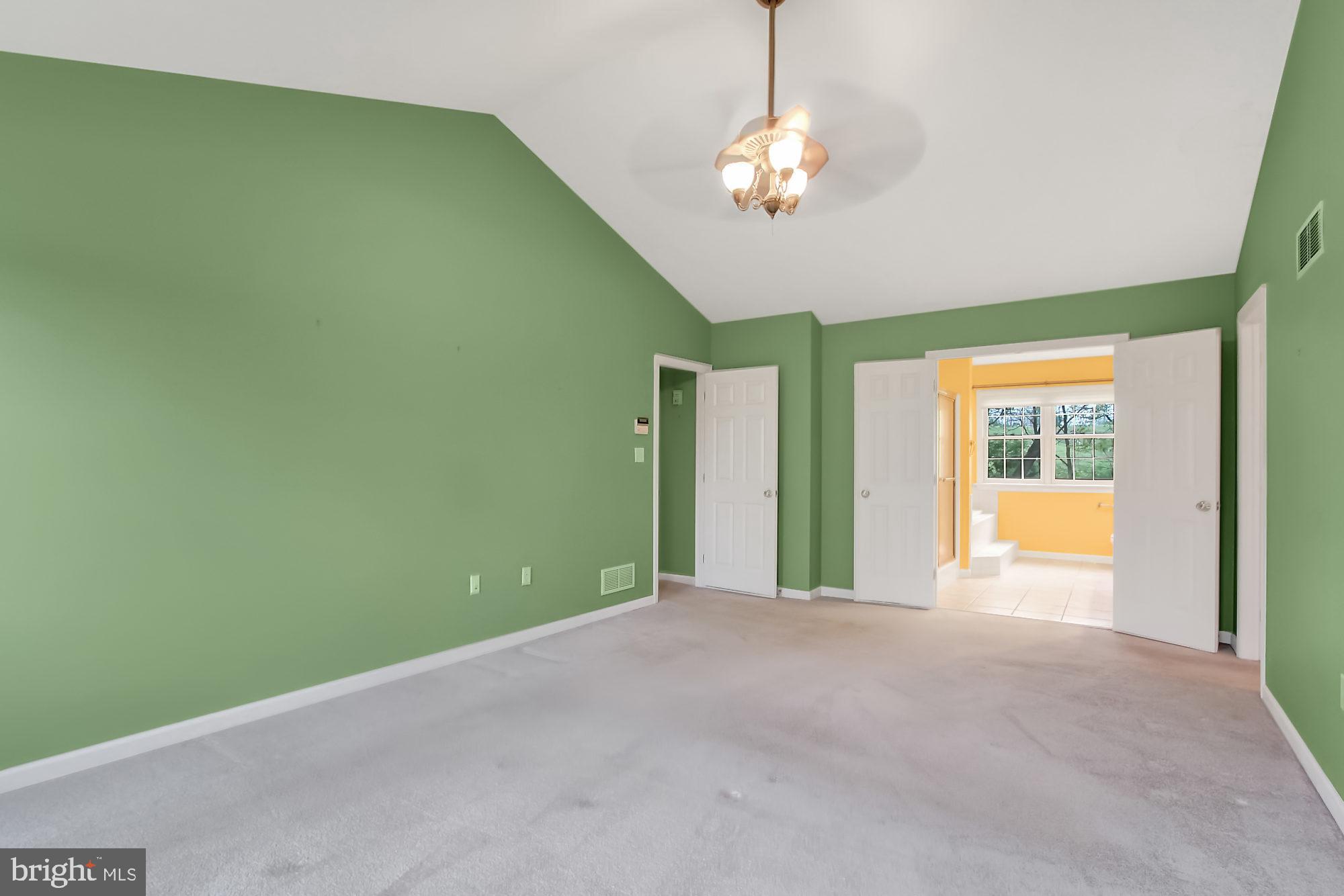MONARCH RIDGE - Residential