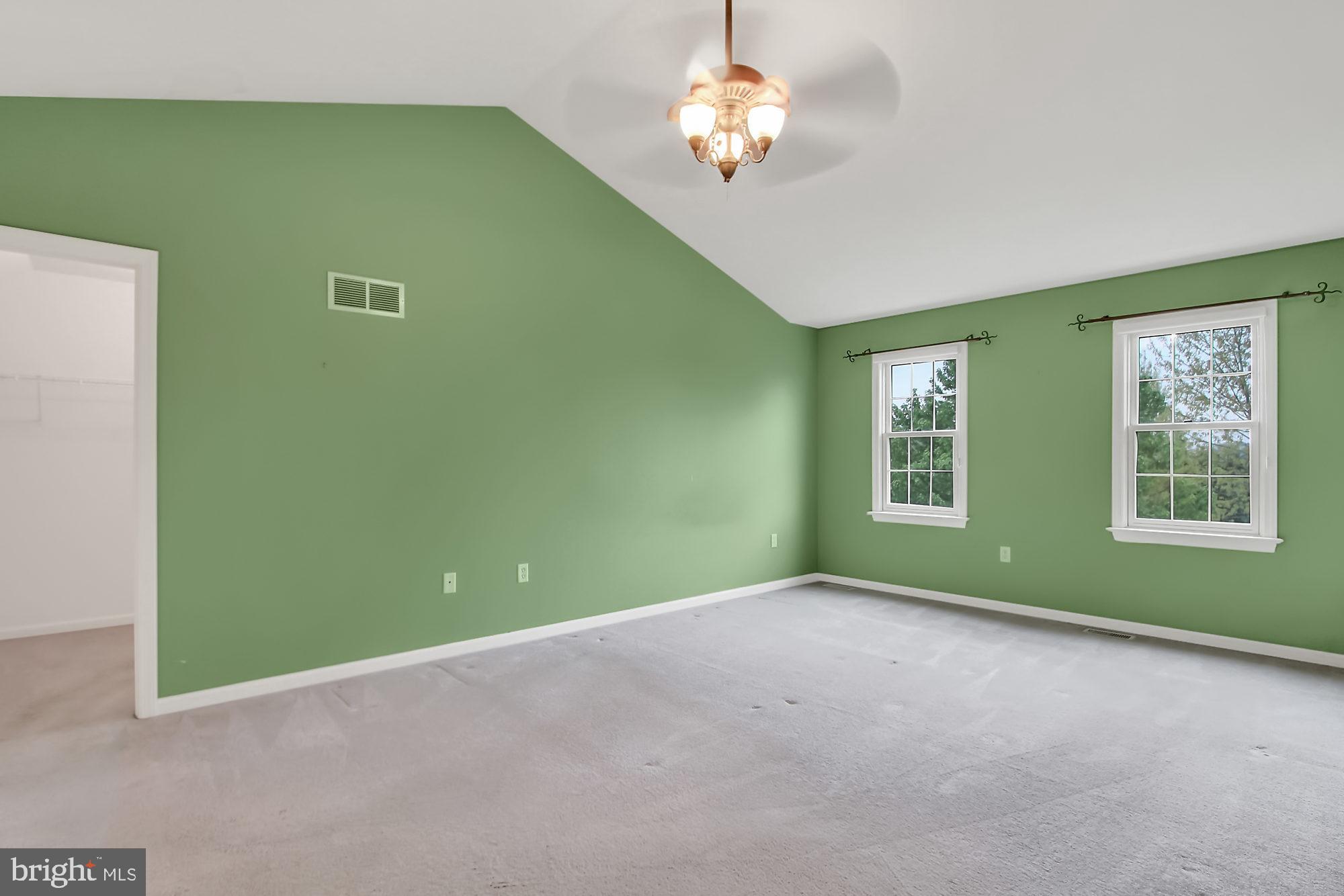 MONARCH RIDGE - Residential