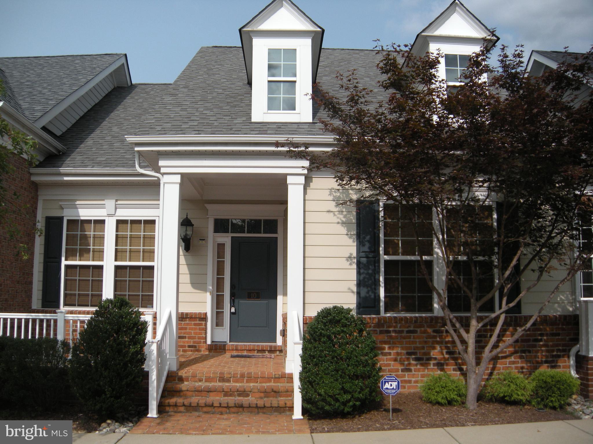 THE VILLAGES OF STEEPLECHASE - Residential Lease