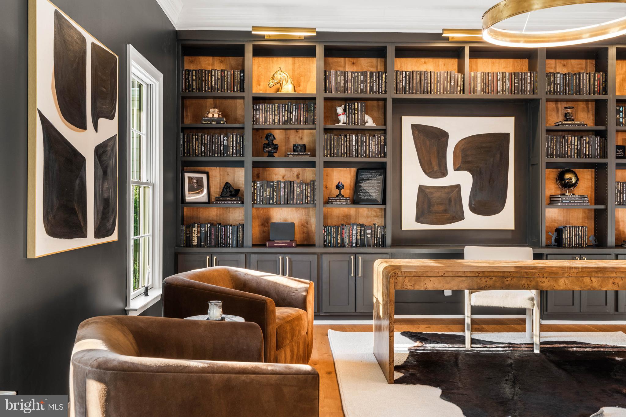 THREE SISTERS FARM - Residential
