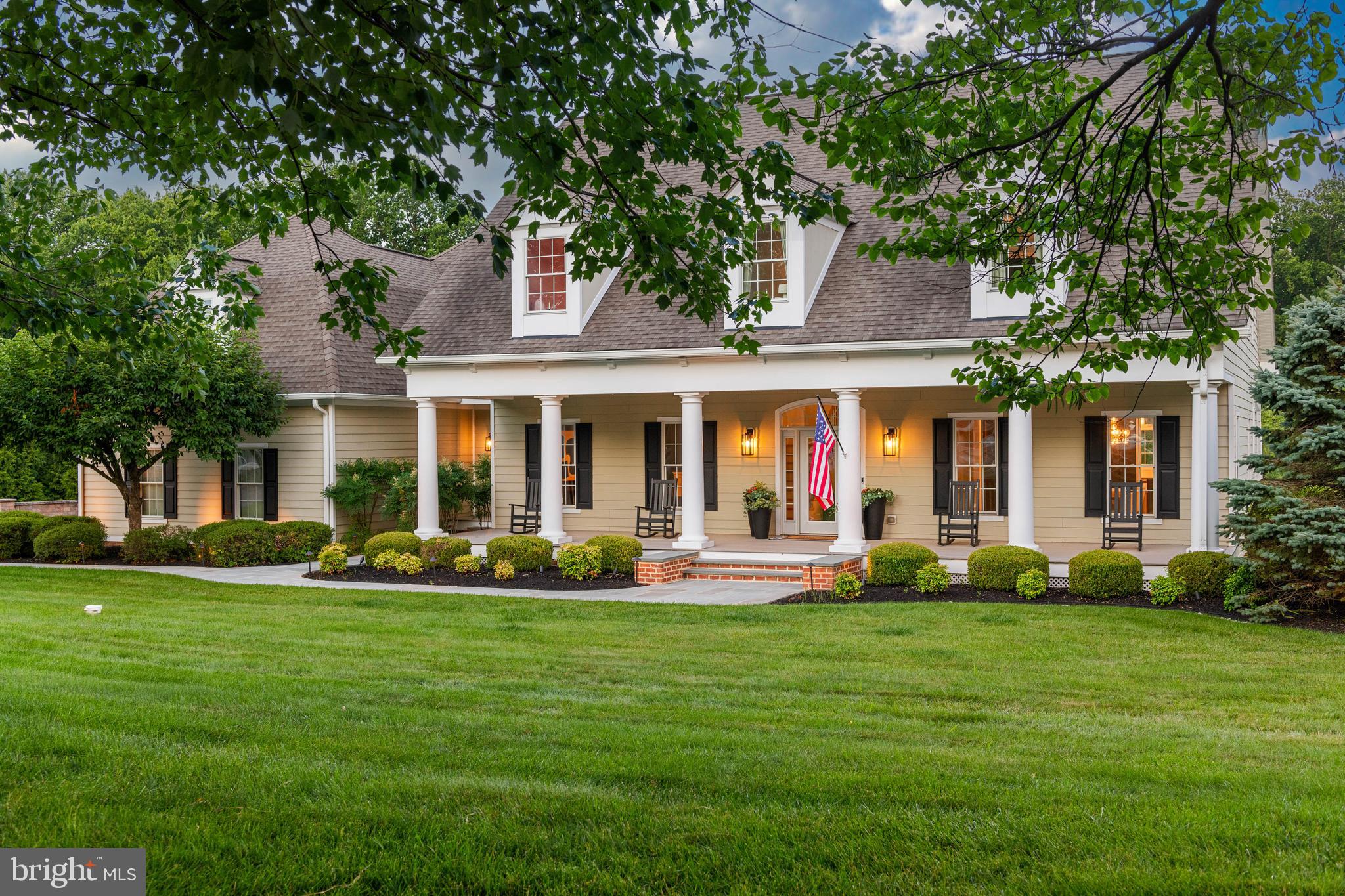 THREE SISTERS FARM - Residential