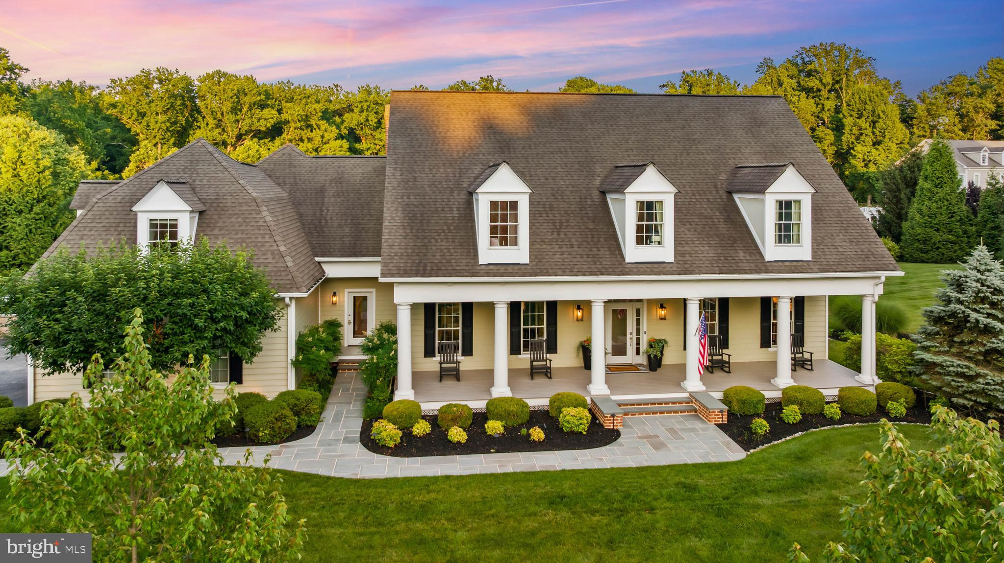 THREE SISTERS FARM - Residential