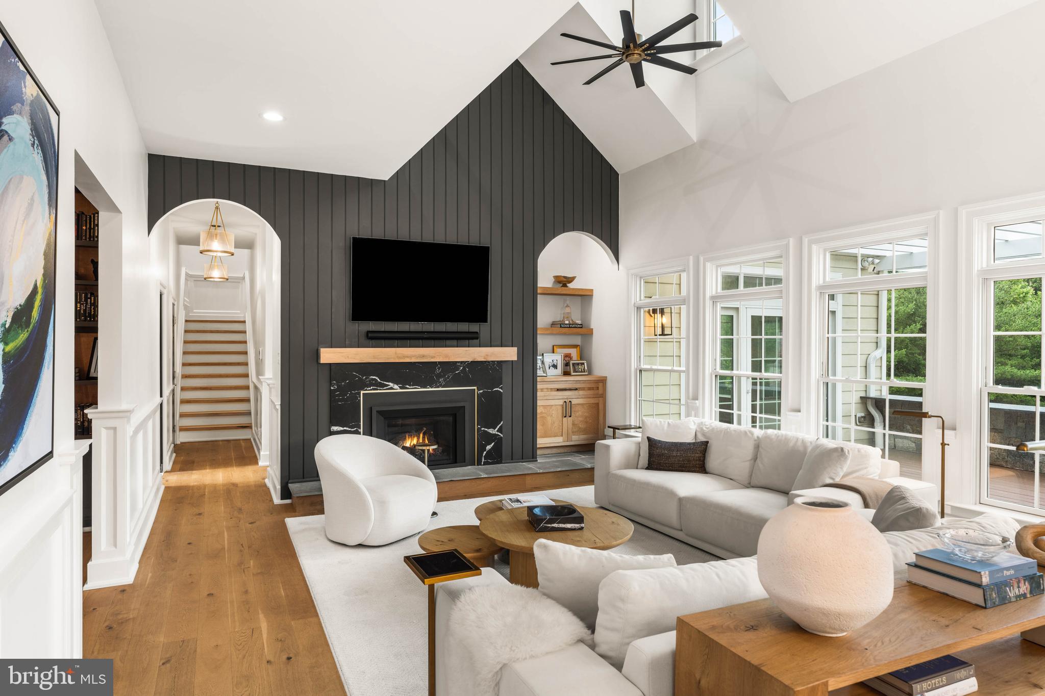 THREE SISTERS FARM - Residential