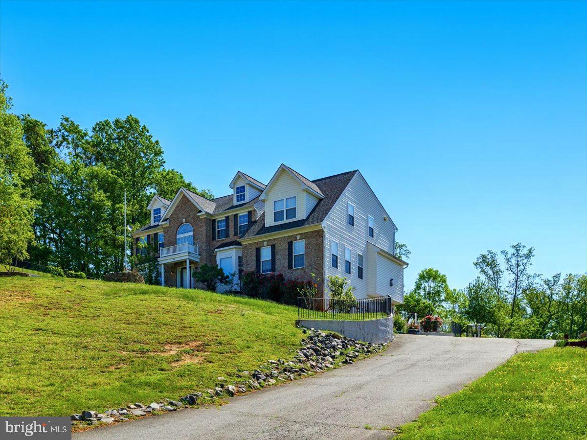 POPLAR HILLS - Residential