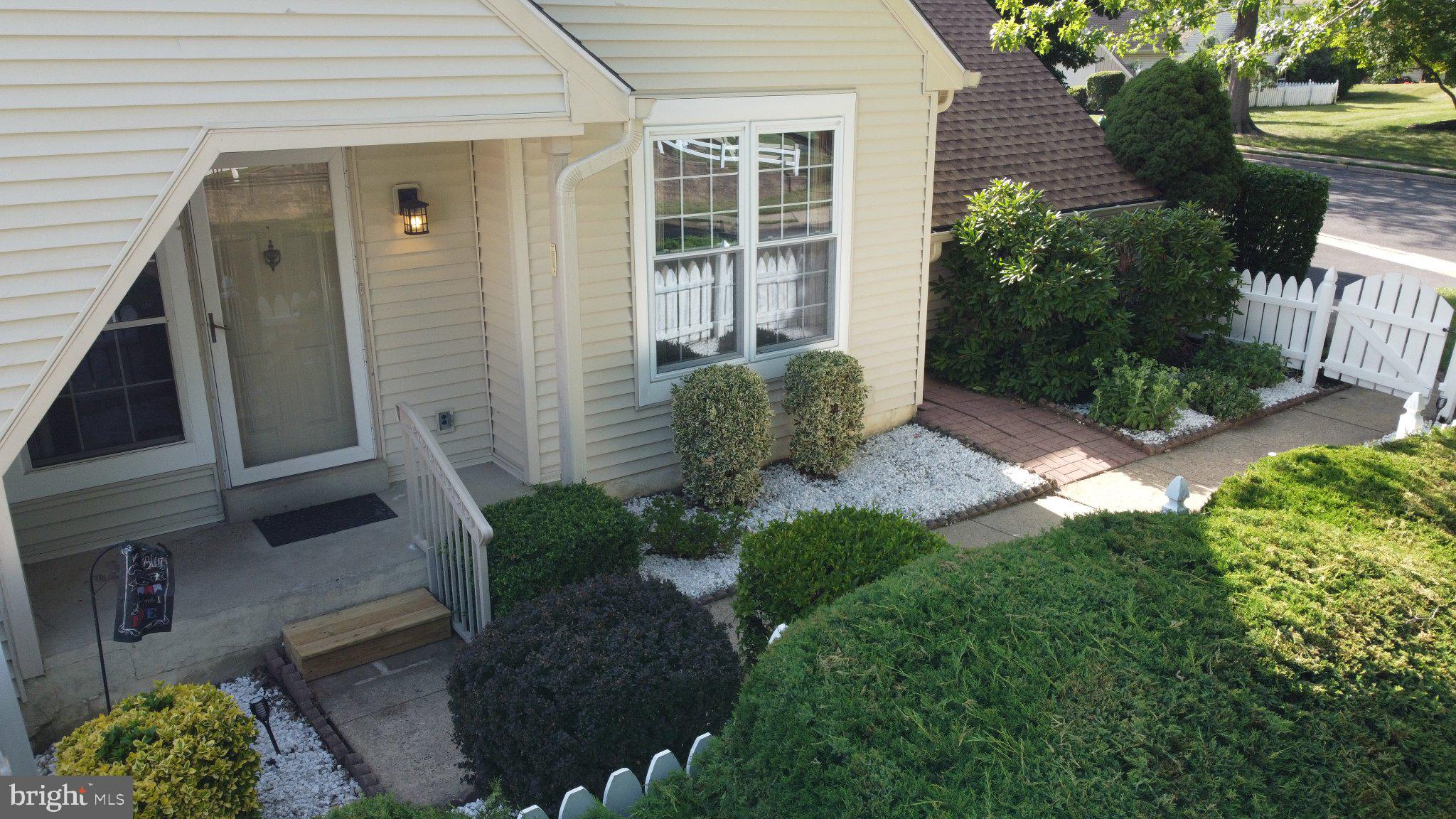 UPPER SOUTHAMPTON - Residential