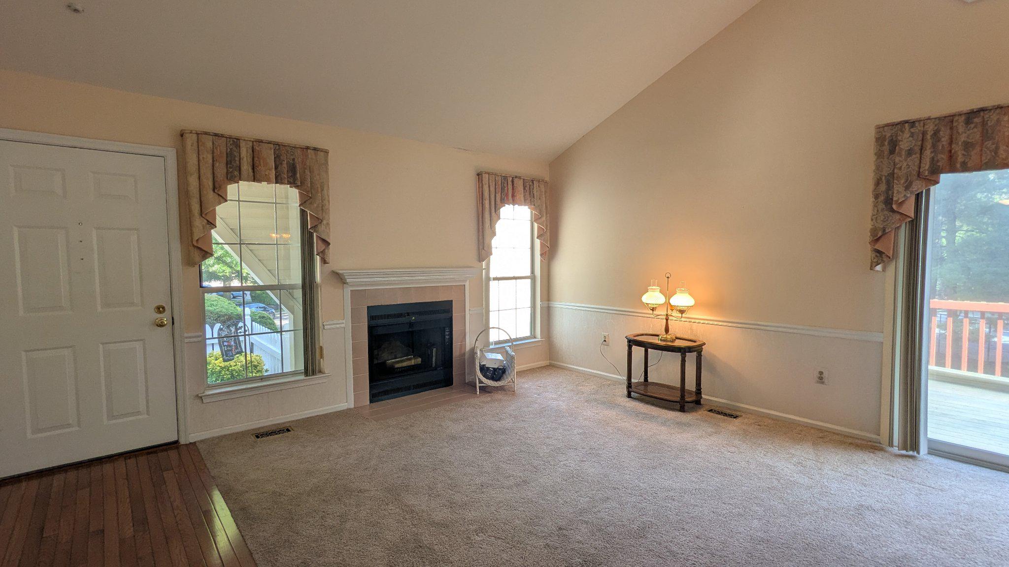UPPER SOUTHAMPTON - Residential