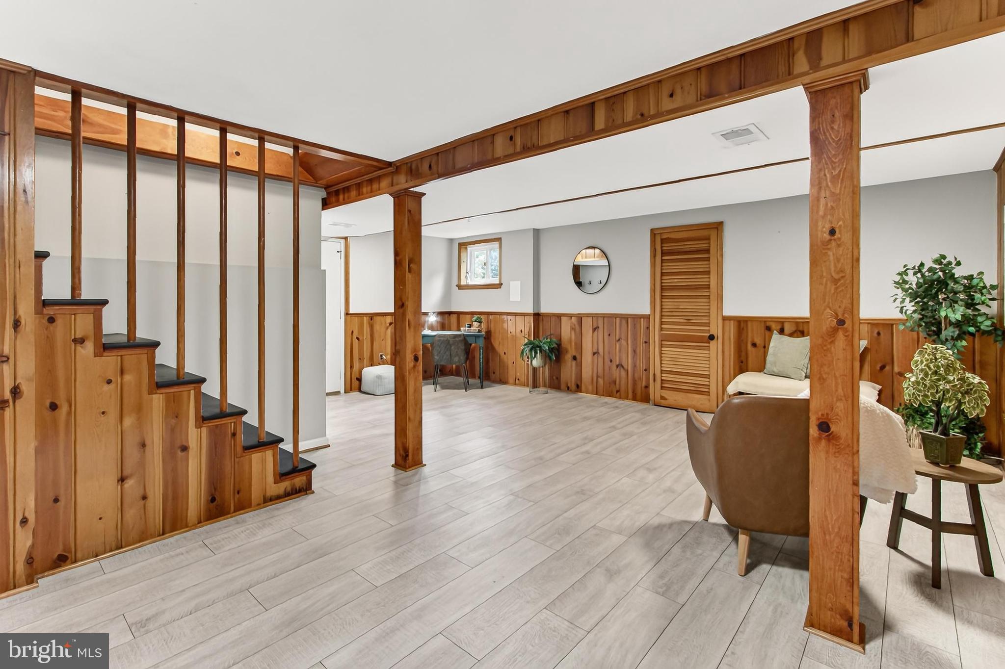 COLUMBIA PINES - Residential