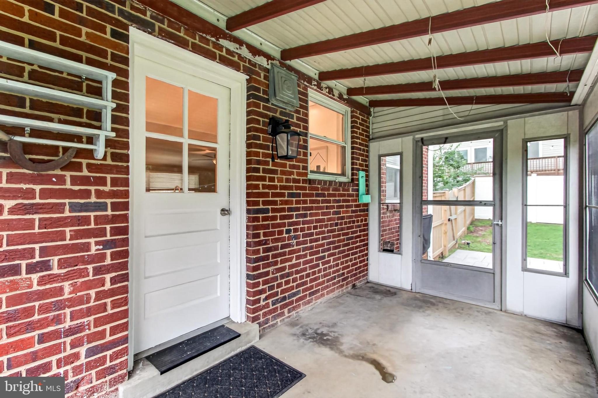 COLUMBIA PINES - Residential