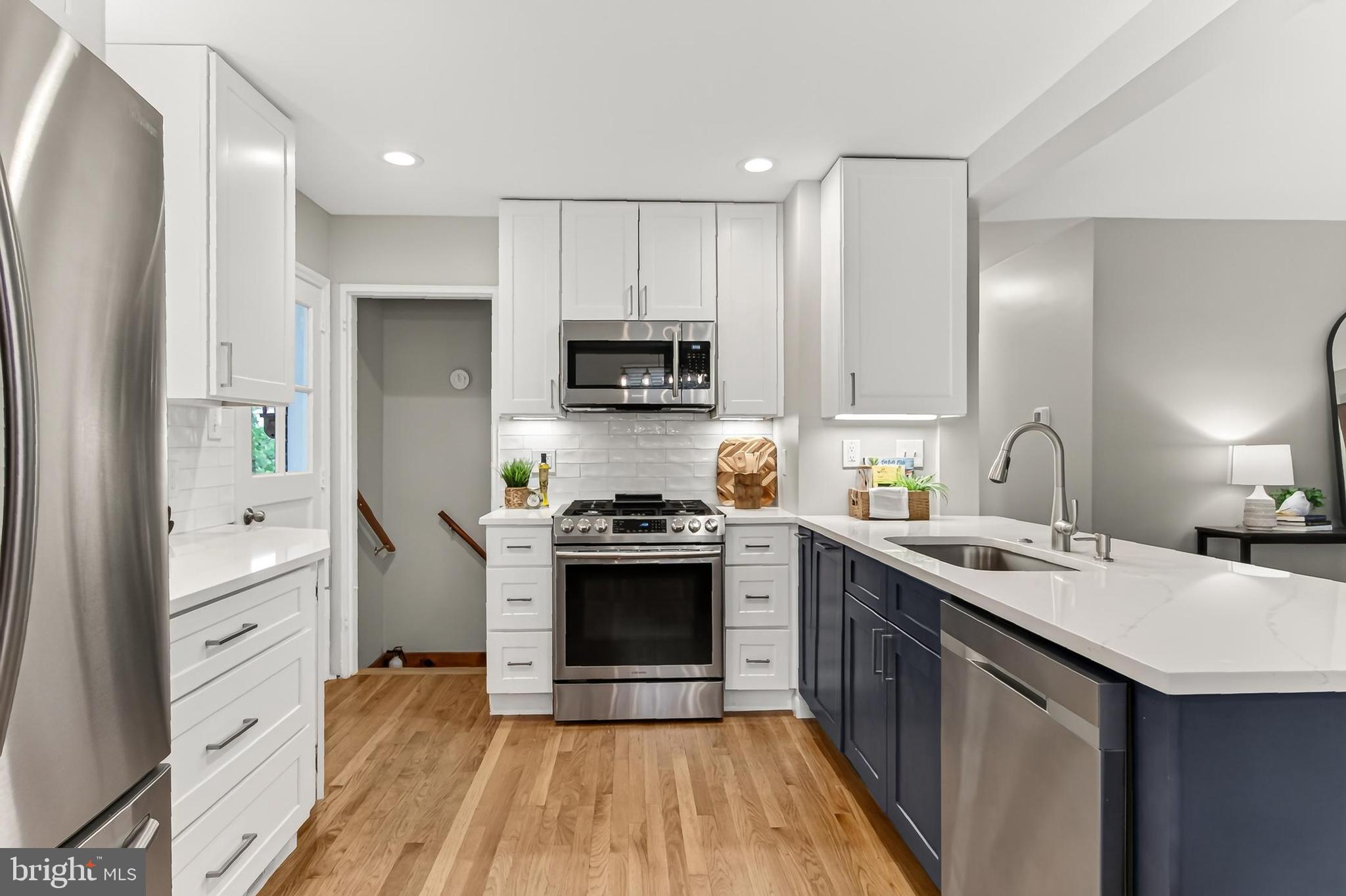 COLUMBIA PINES - Residential