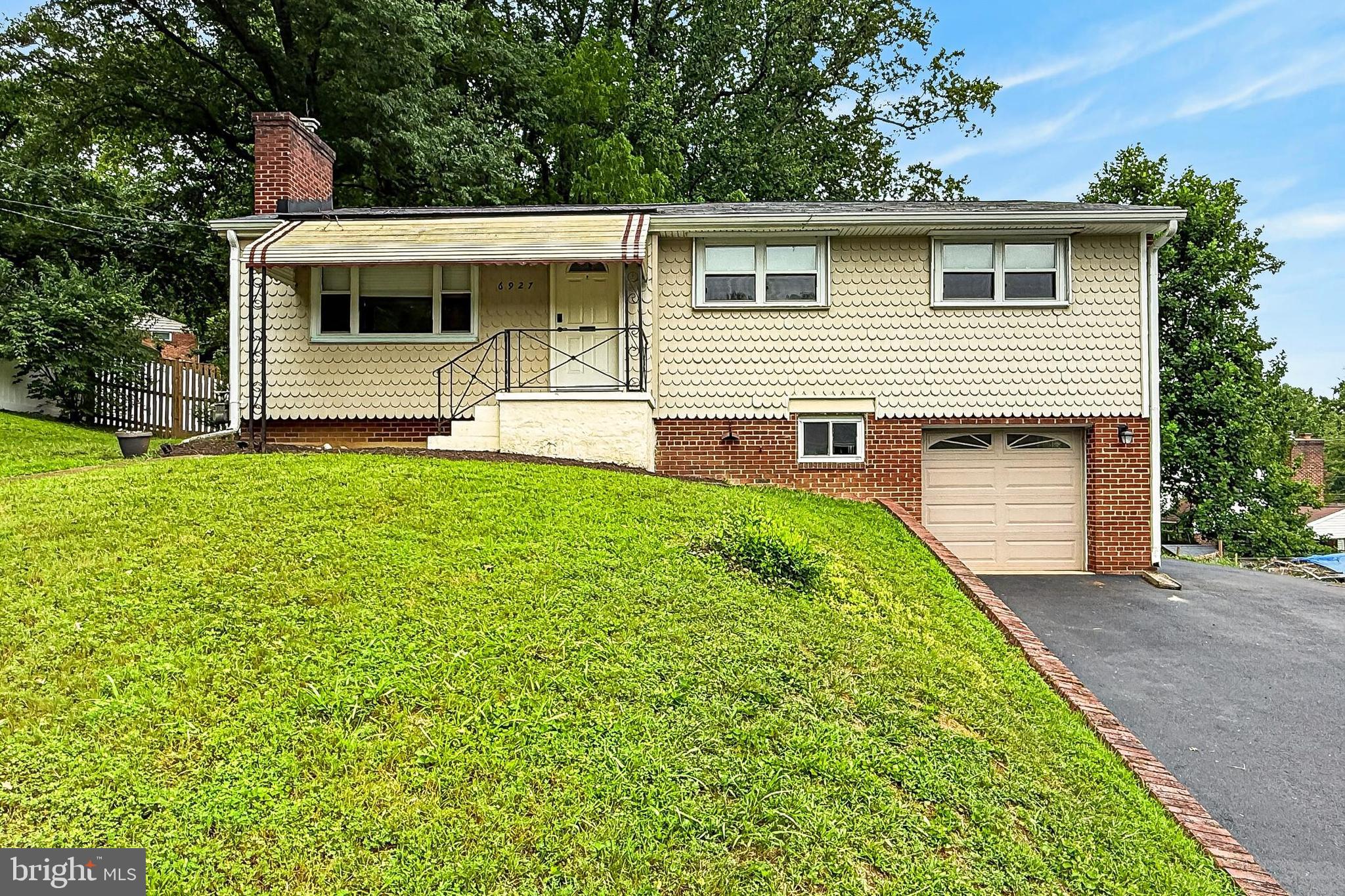 COLUMBIA PINES - Residential