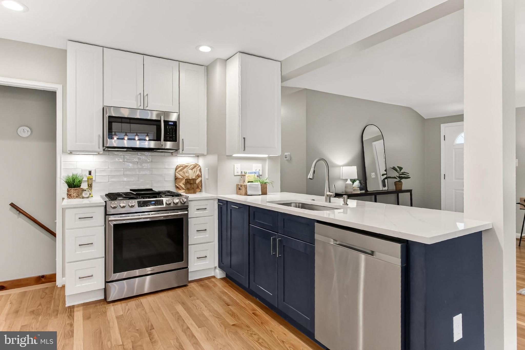 COLUMBIA PINES - Residential