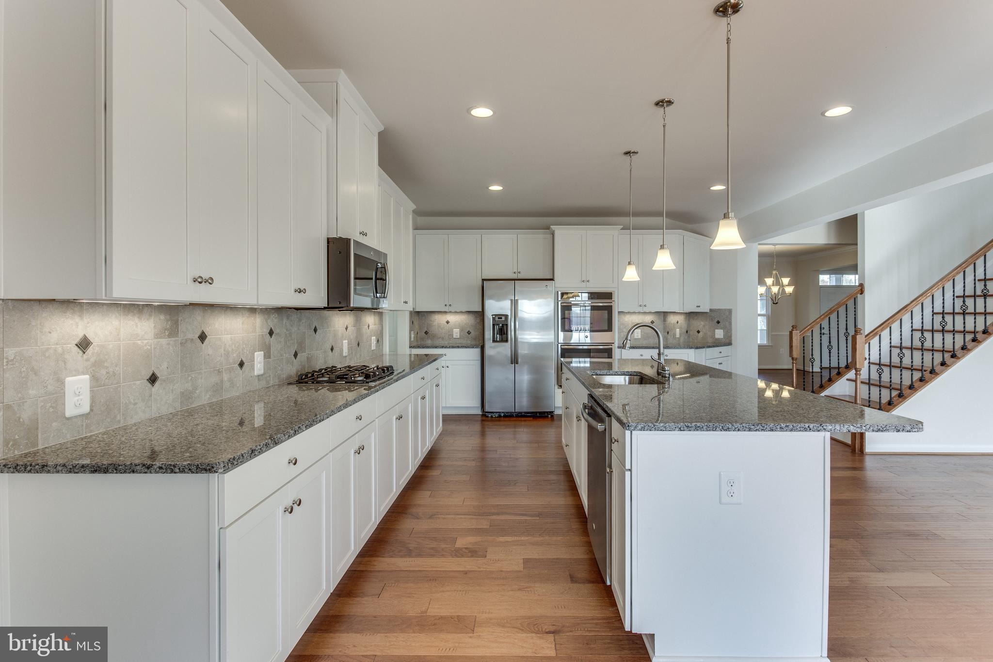 HERITAGE ESTATES - Residential