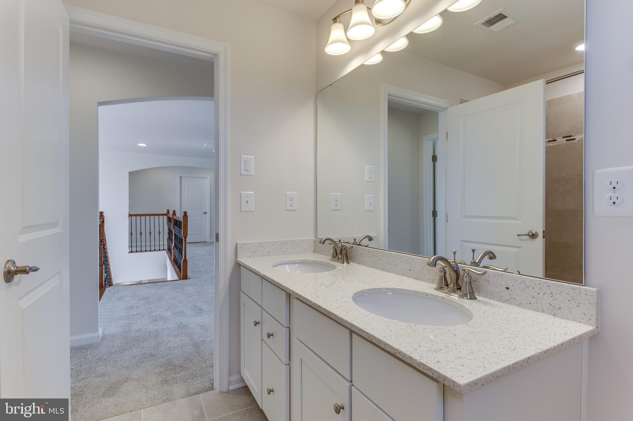 HERITAGE ESTATES - Residential