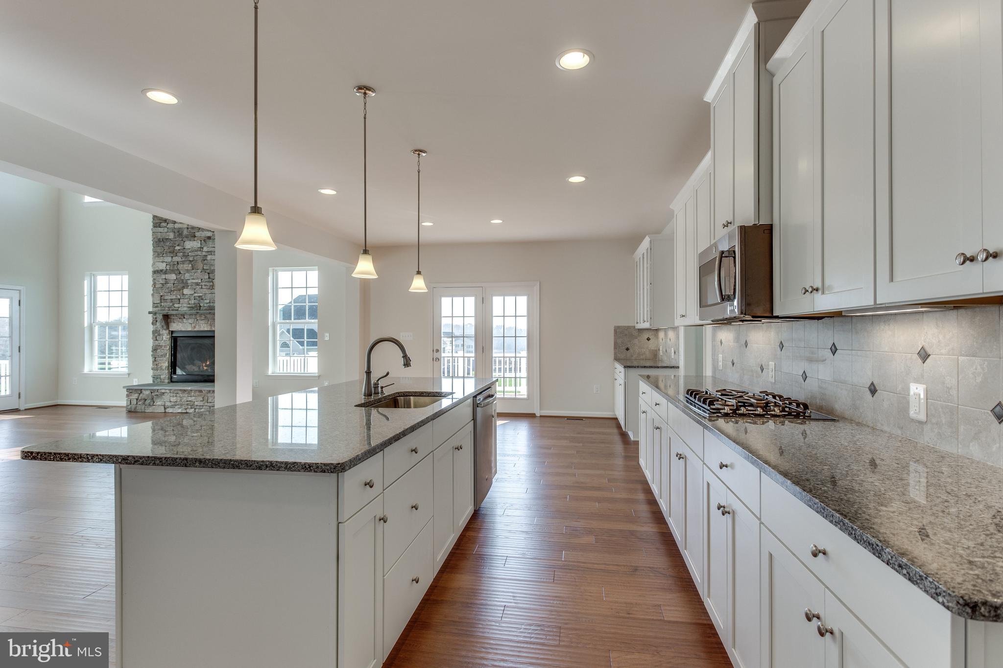 HERITAGE ESTATES - Residential