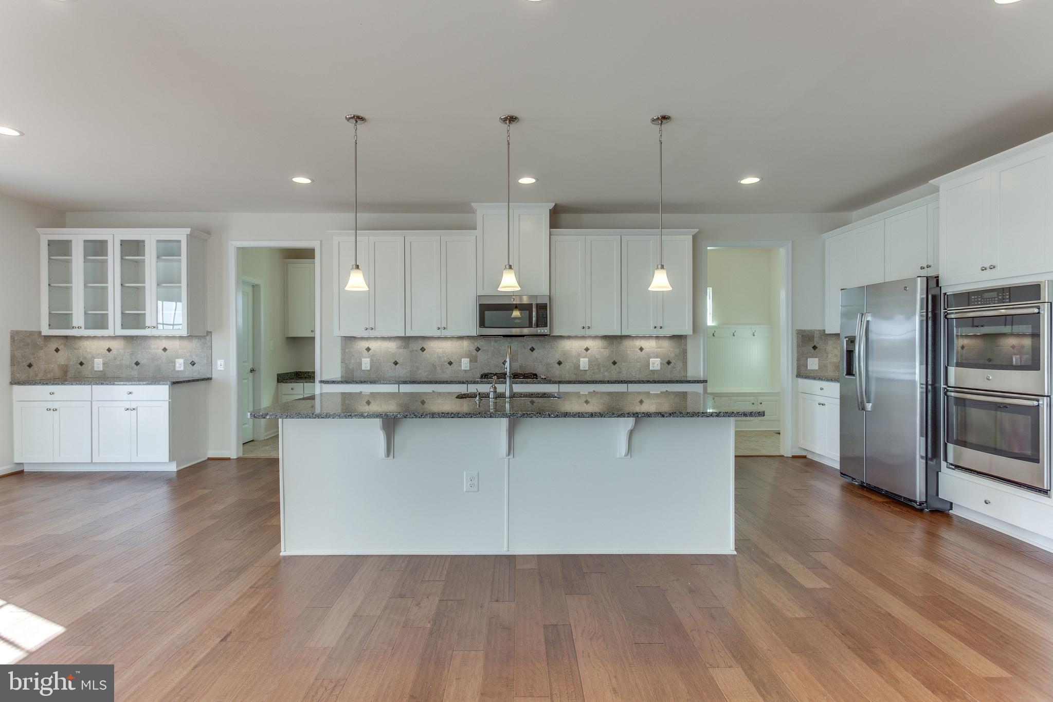 HERITAGE ESTATES - Residential