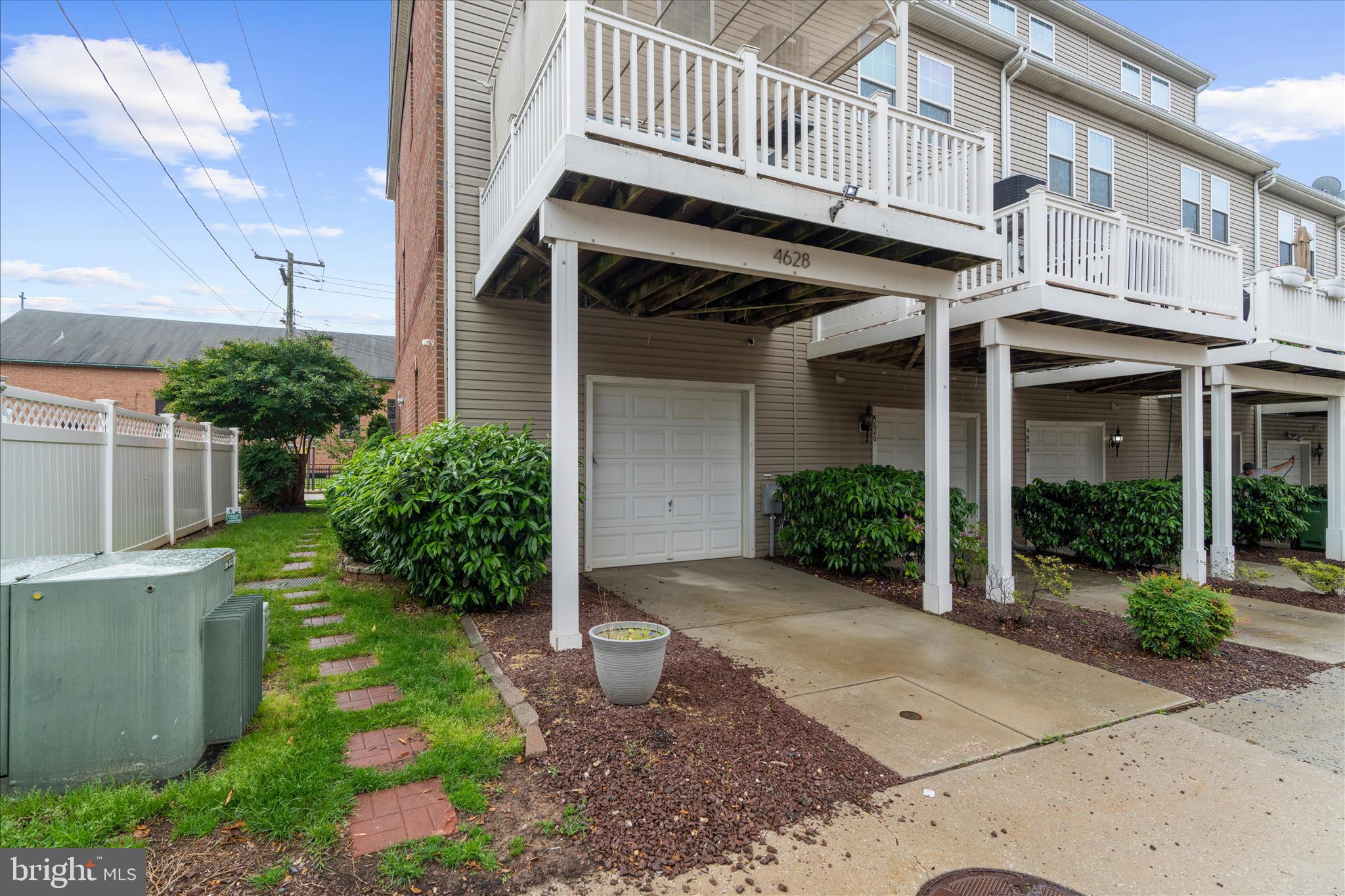 O'DONNELL SQUARE - Residential