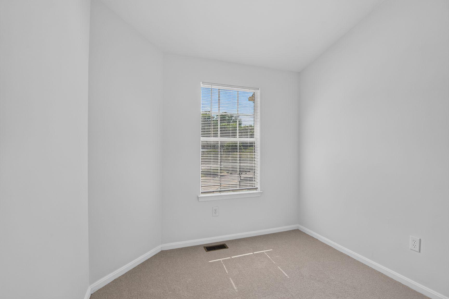 PINEY ORCHARD - Residential