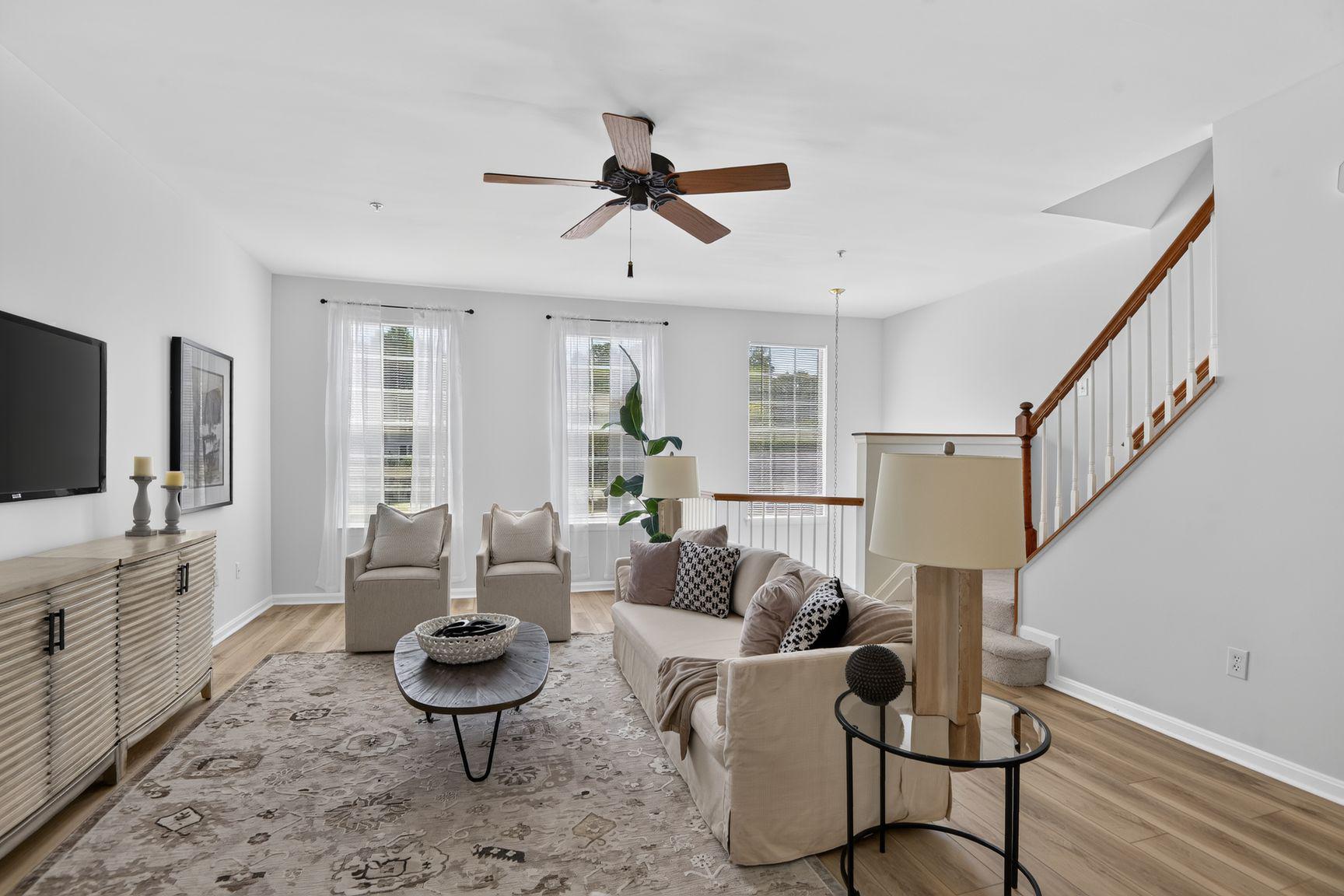 PINEY ORCHARD - Residential