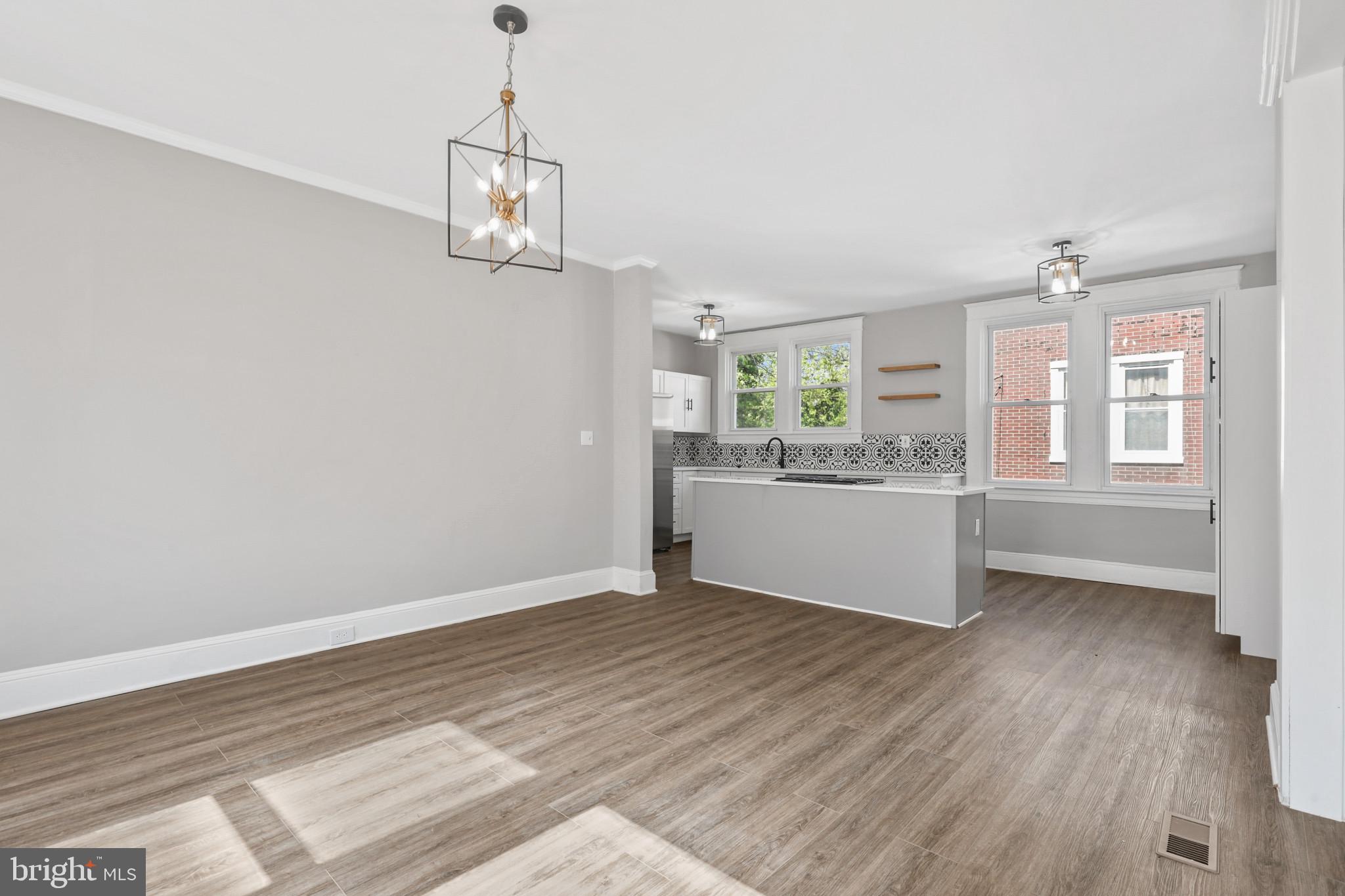 WINDSOR HILLS - Residential