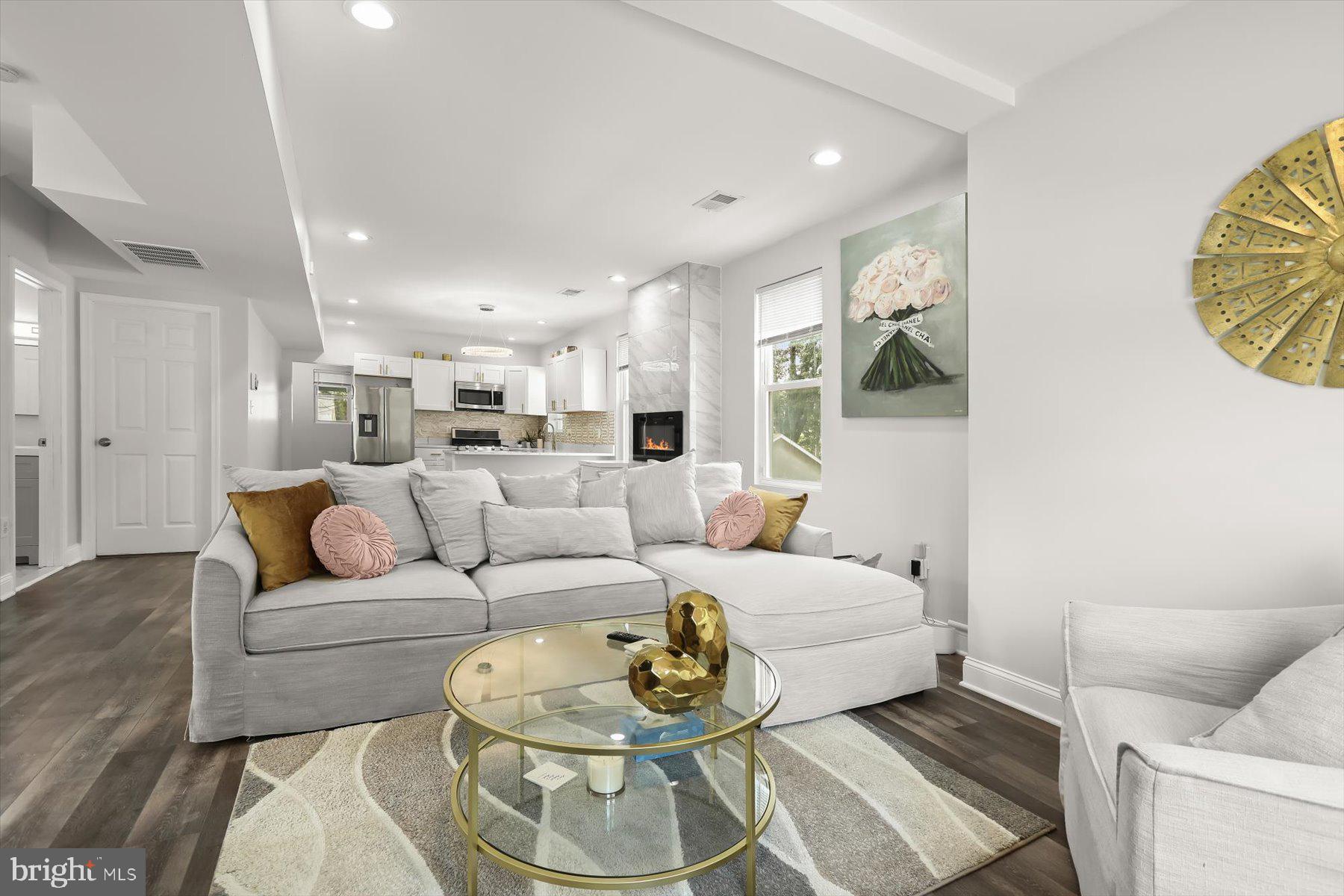 HAMILTON - Residential